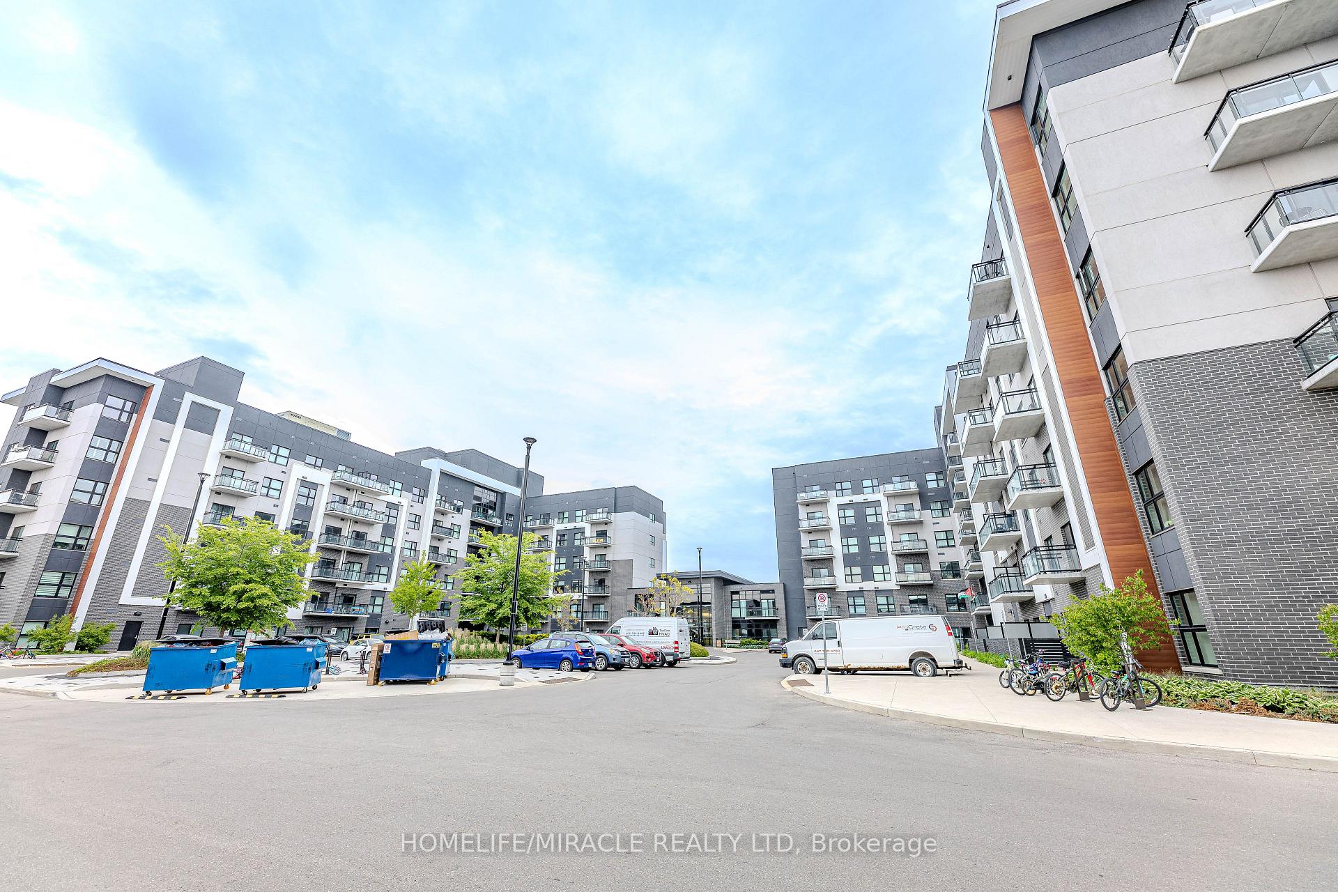 Front of Unit 215, 102 Grovewood Common