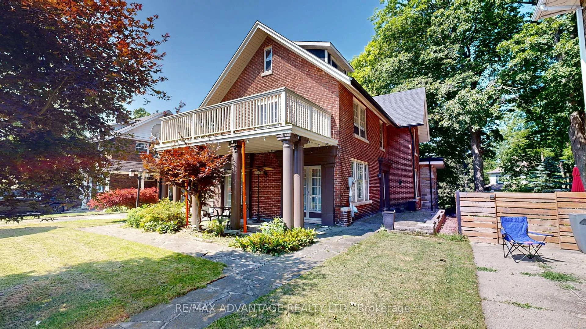 Photo 4 of 4 Farley Place, St. Thomas — HOMEH