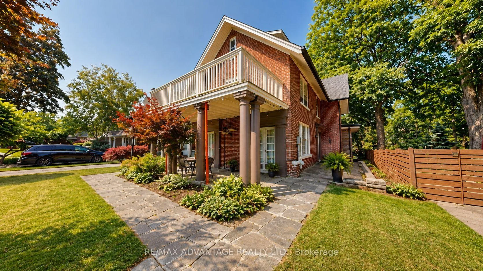Photo 13 of 4 Farley Place, St. Thomas — HOMEH