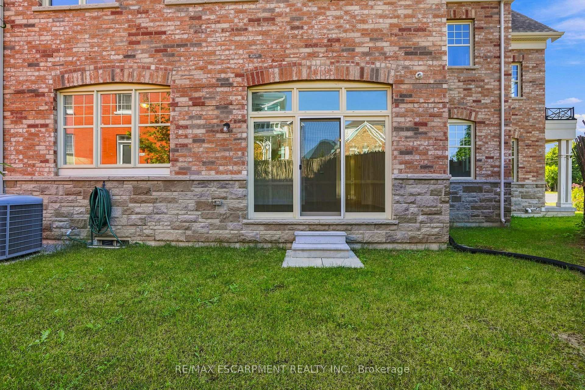 Photo 41 of 1959 Barbertown Road, Mississauga, Central Erin Mills — HOMEH