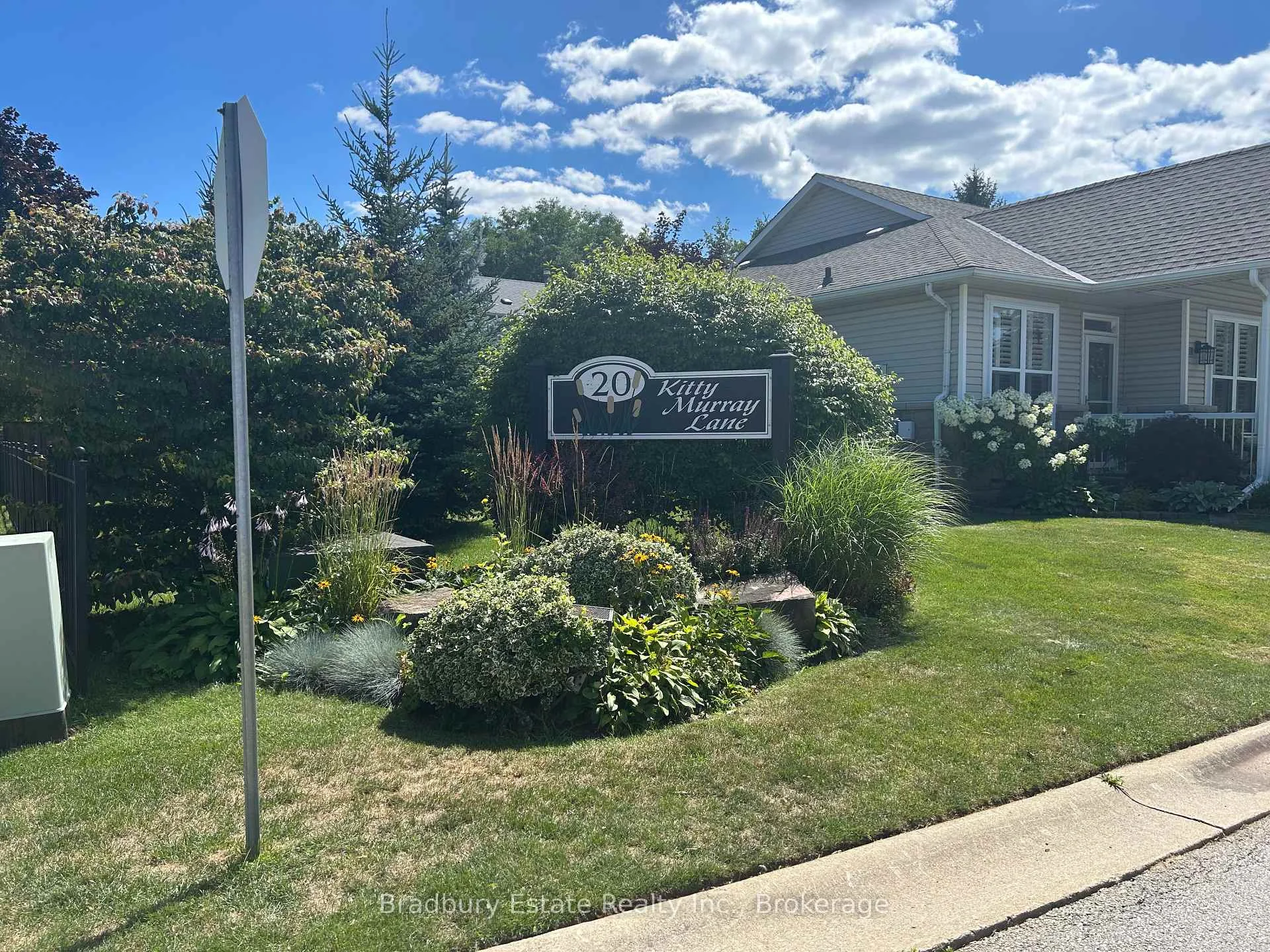 Photo 31 of Unit 23, 20 Kitty Murray Lane, Hamilton, Meadowlands — HOMEH