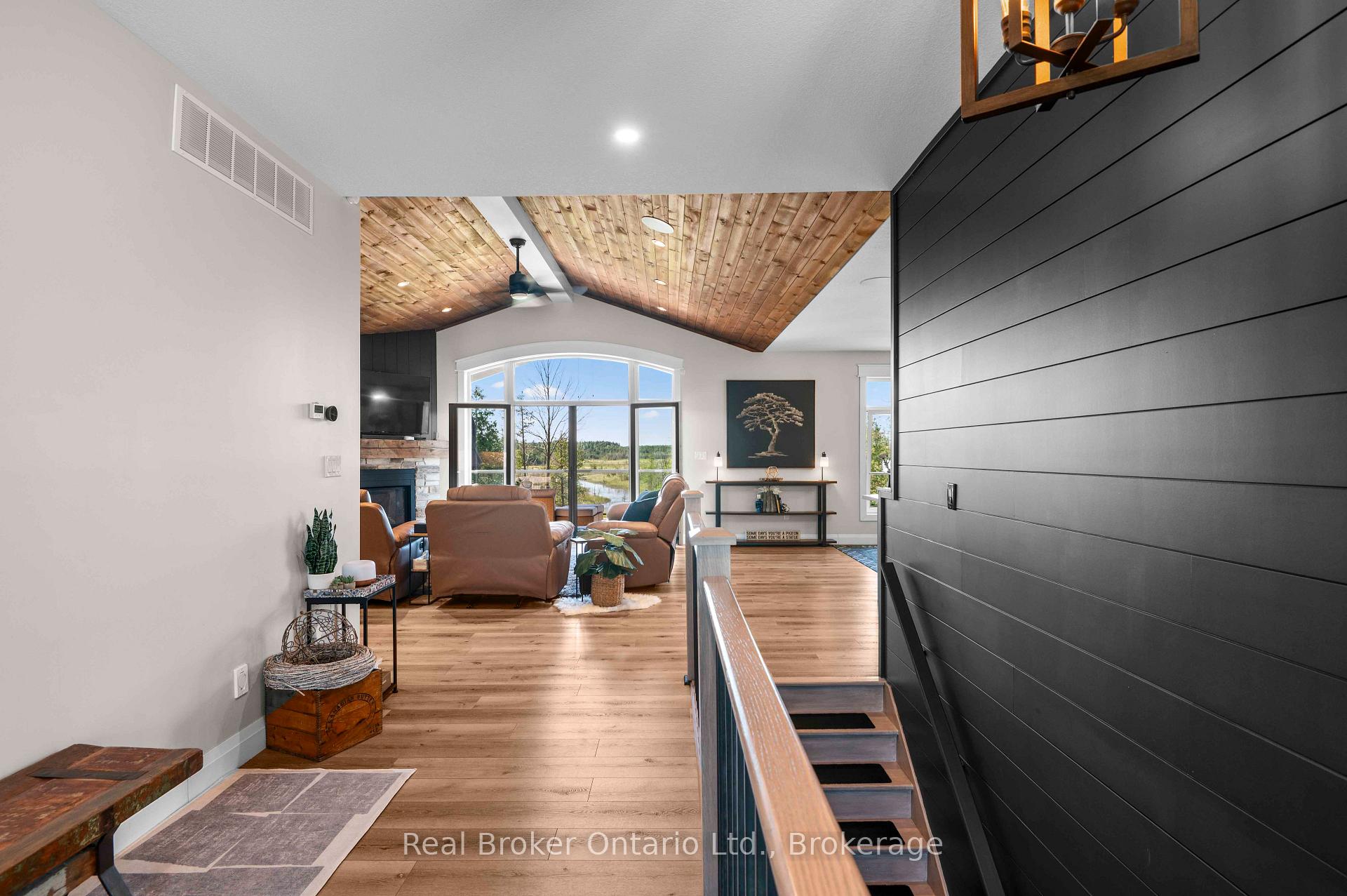 Photo 8 of 156 Pine View Drive, West Grey — HOMEH