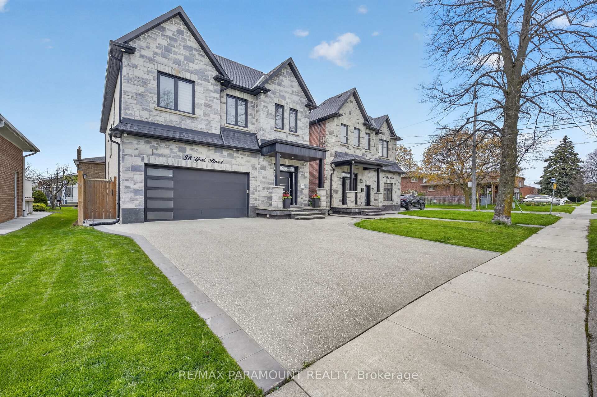 Photo 1 of 38 York Road, Etobicoke, Kingsview Village-The Westway — HOMEH