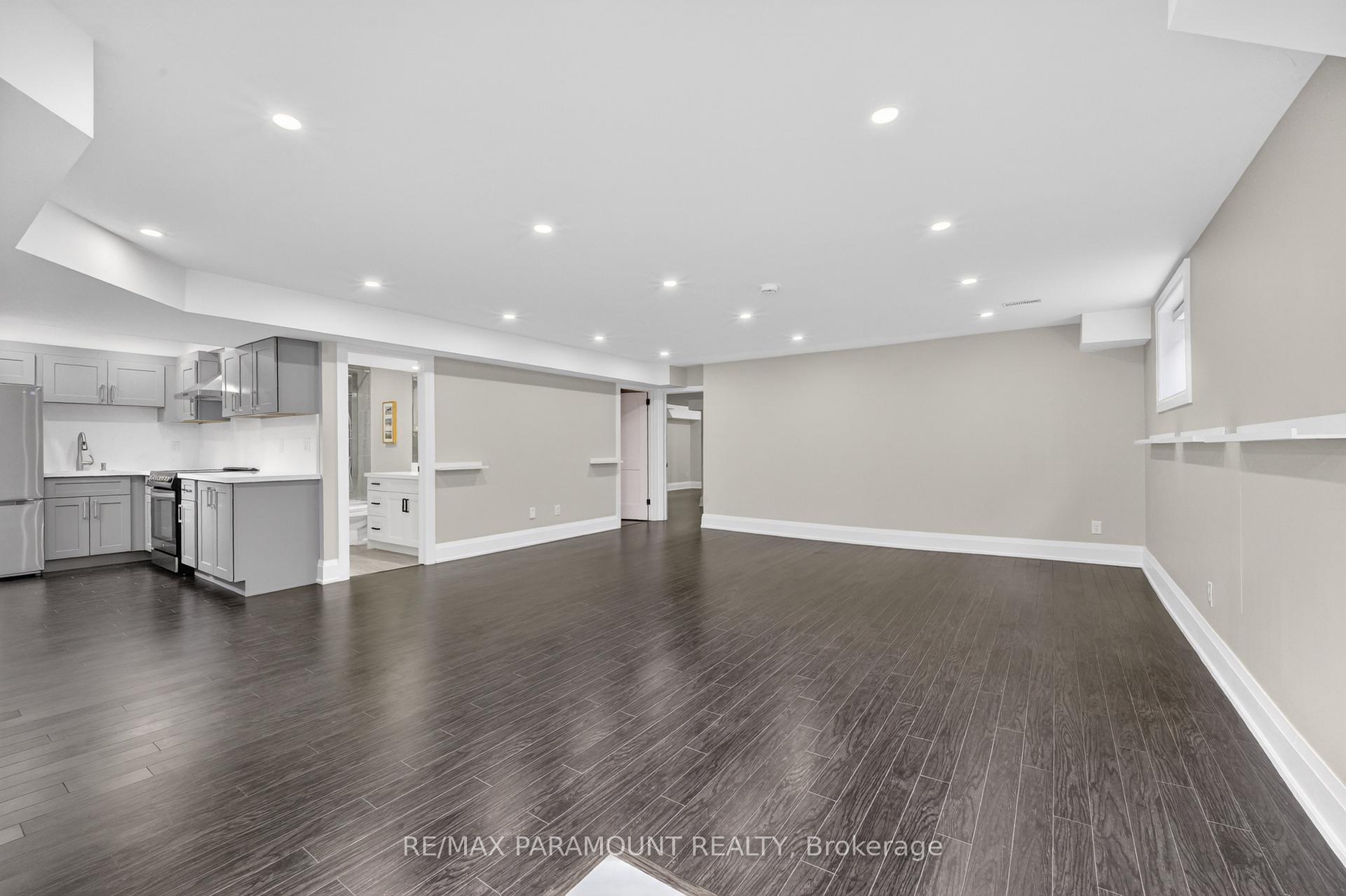 Photo 7 of 38 York Road, Etobicoke, Kingsview Village-The Westway — HOMEH
