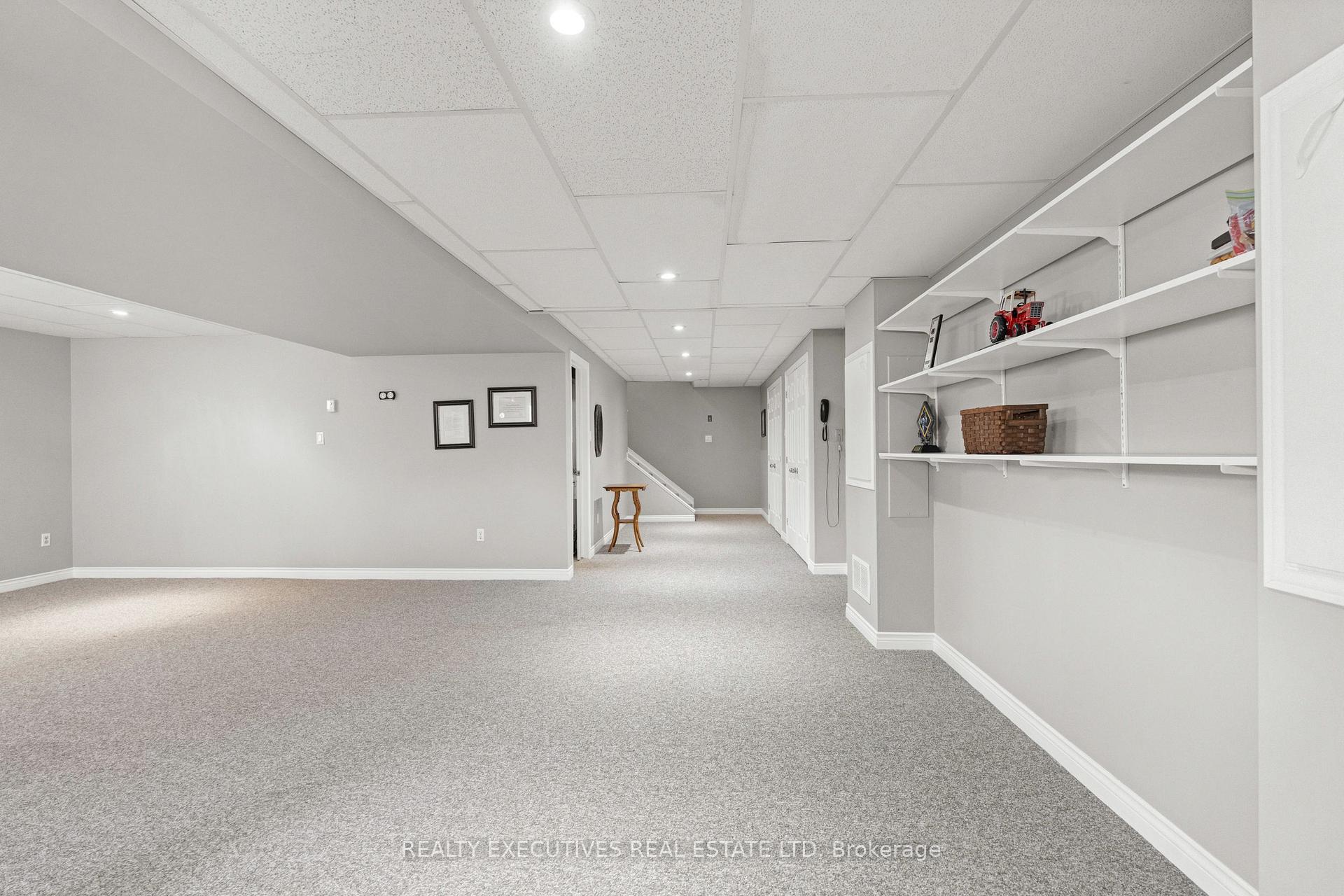 Photo 29 of 434 Queen Street, North Dundas, Winchester — HOMEH