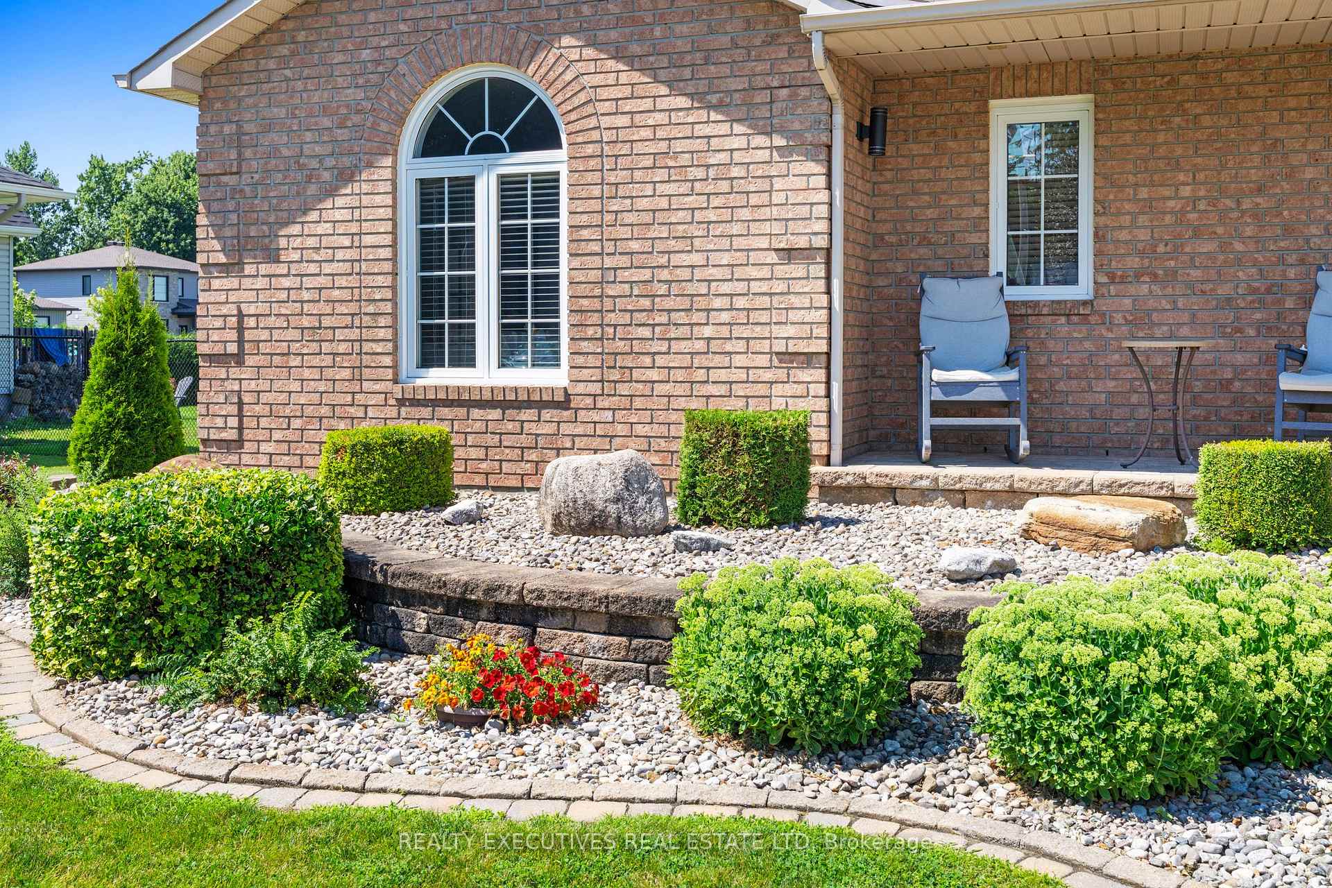 Photo 33 of 434 Queen Street, North Dundas, Winchester — HOMEH