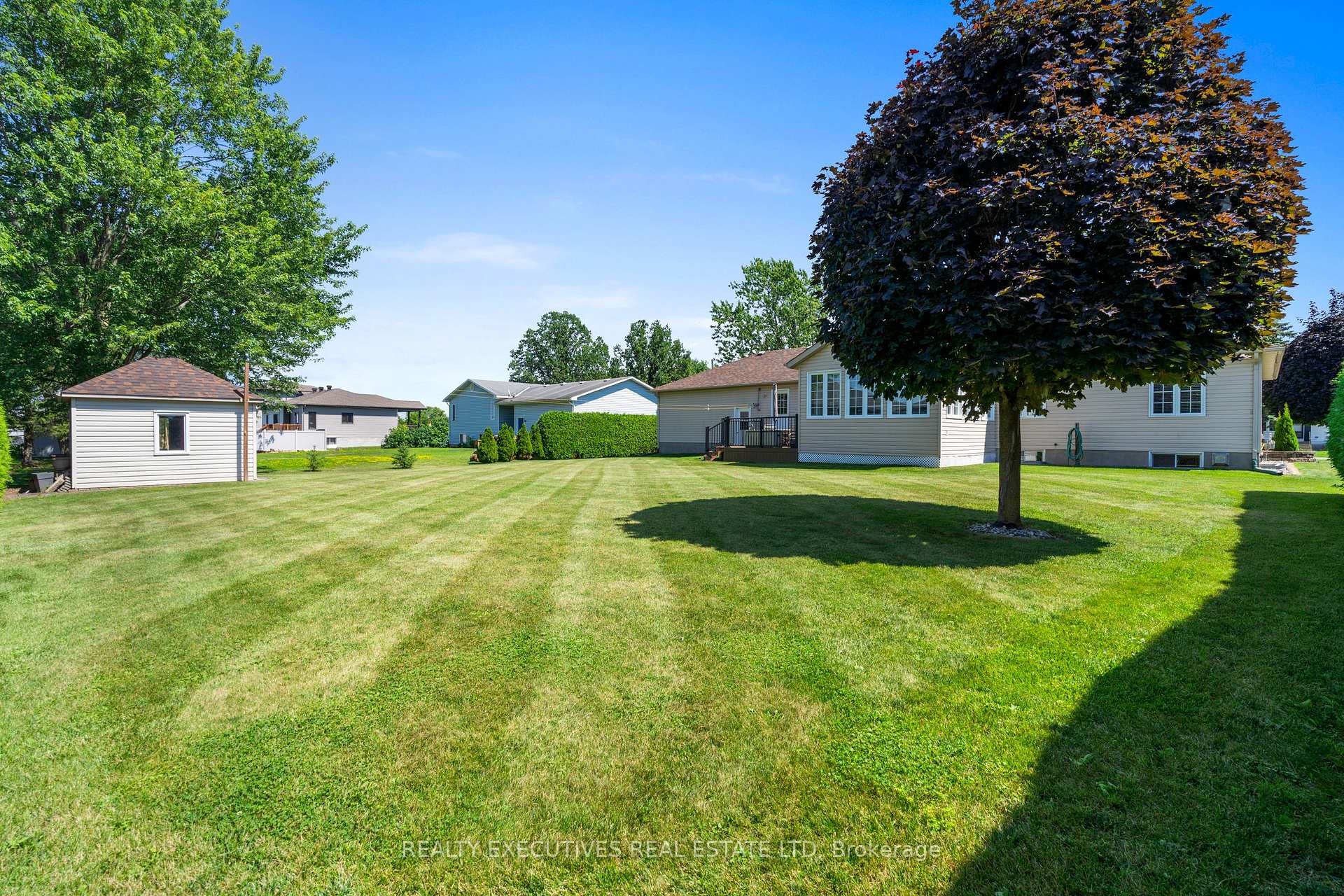 Photo 44 of 434 Queen Street, North Dundas, Winchester — HOMEH