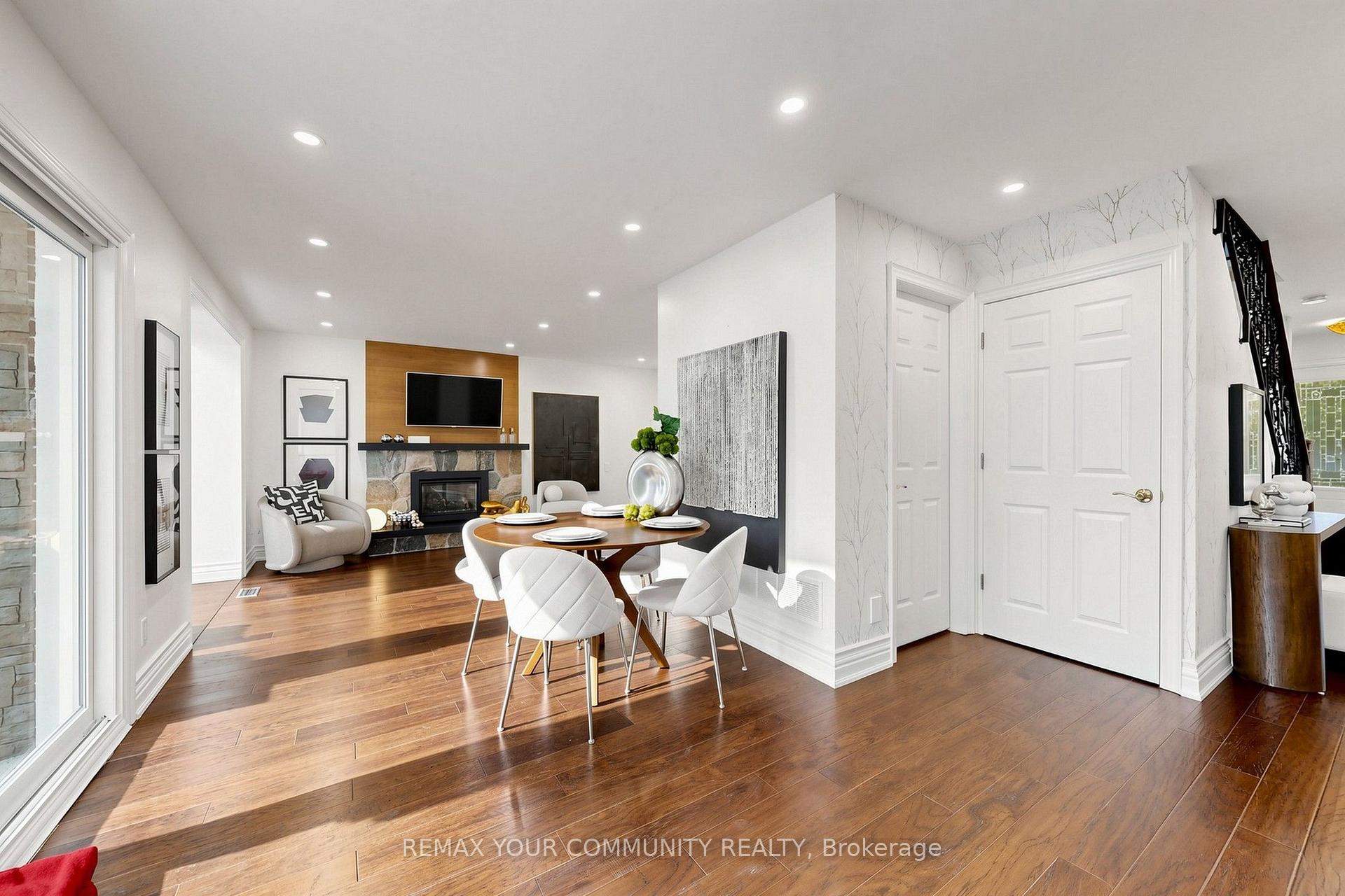 Photo 23 of 3 Cobblestone Drive, North York, Don Valley Village — HOMEH