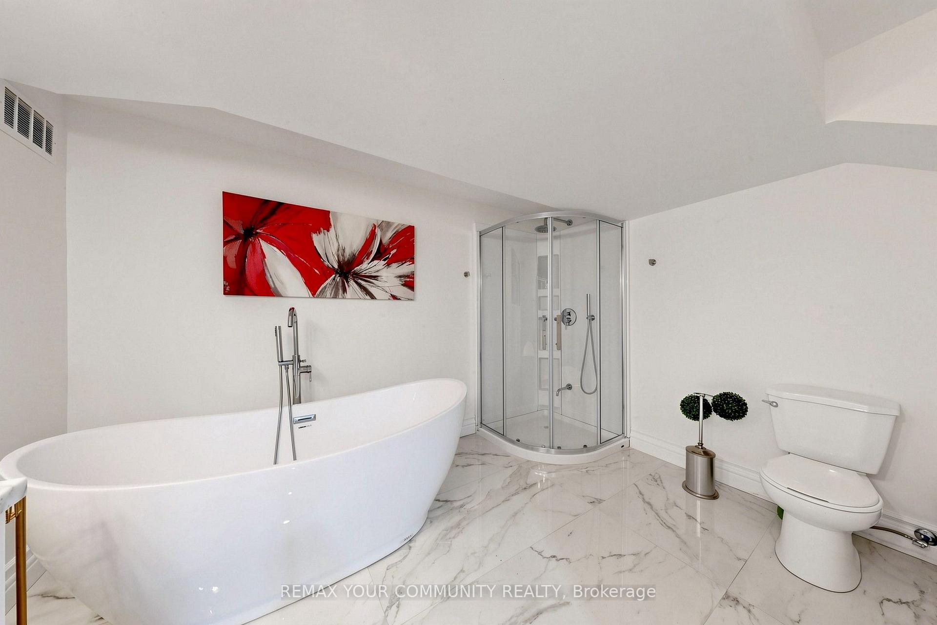 Photo 53 of 3 Cobblestone Drive, North York, Don Valley Village — HOMEH