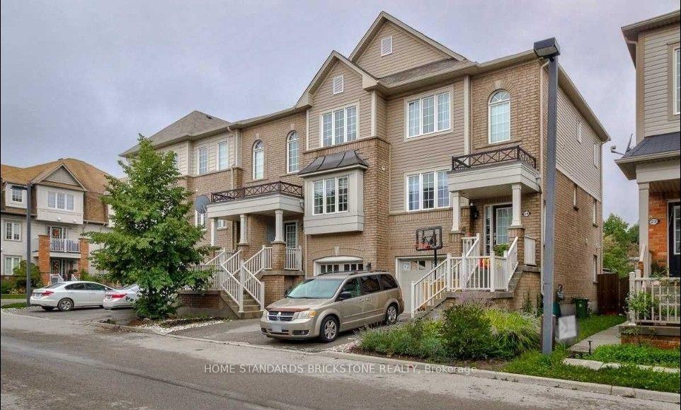 Photo 3 of Unit 25, 7 Sirente Drive, Hamilton, Crerar — HOMEH