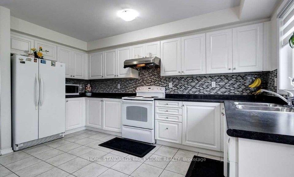 Photo 15 of Unit 25, 7 Sirente Drive, Hamilton, Crerar — HOMEH