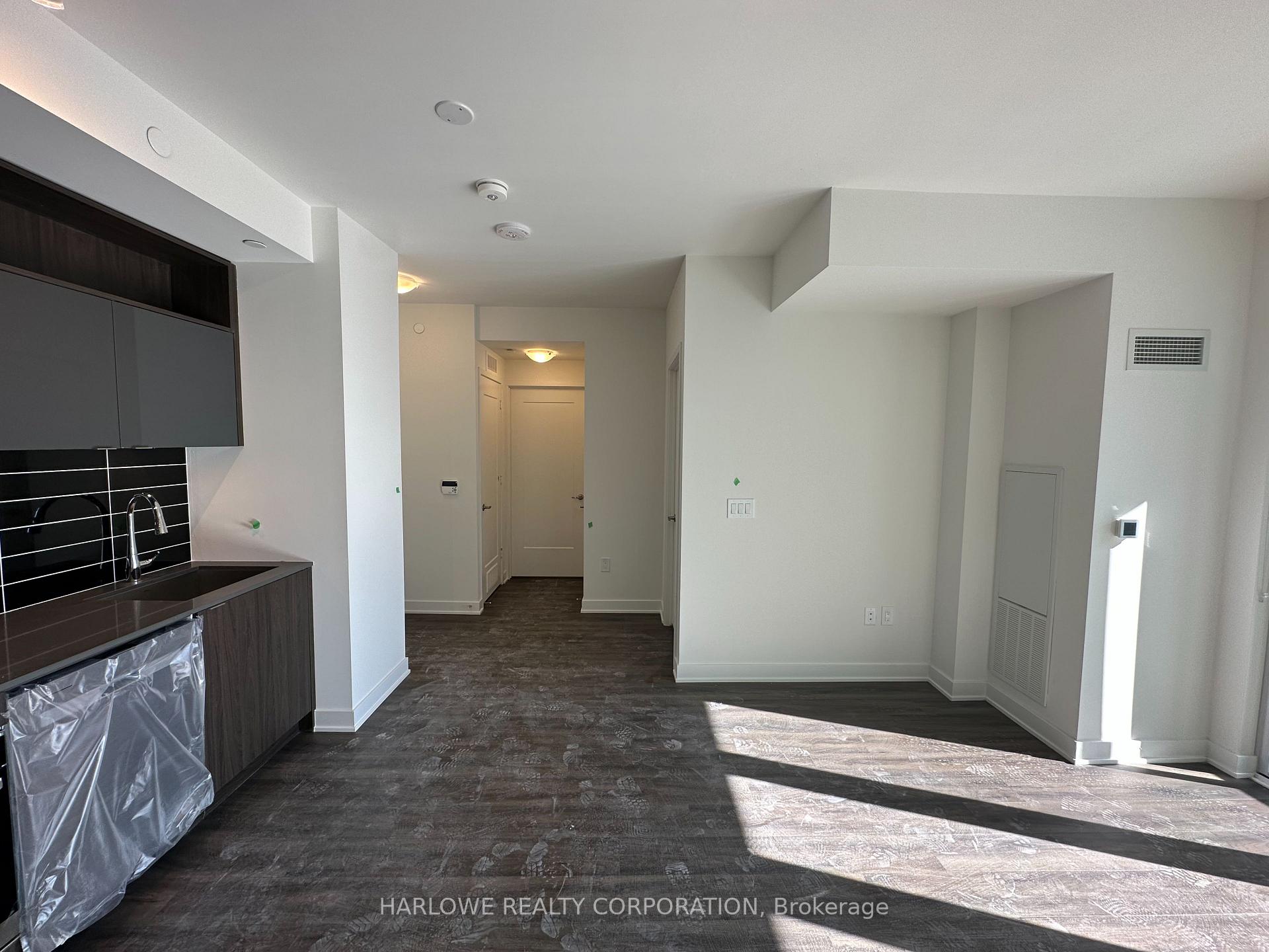 Photo 3 of Unit 1435 E, 70 Princess Street E, Toronto, Waterfront Communities — HOMEH