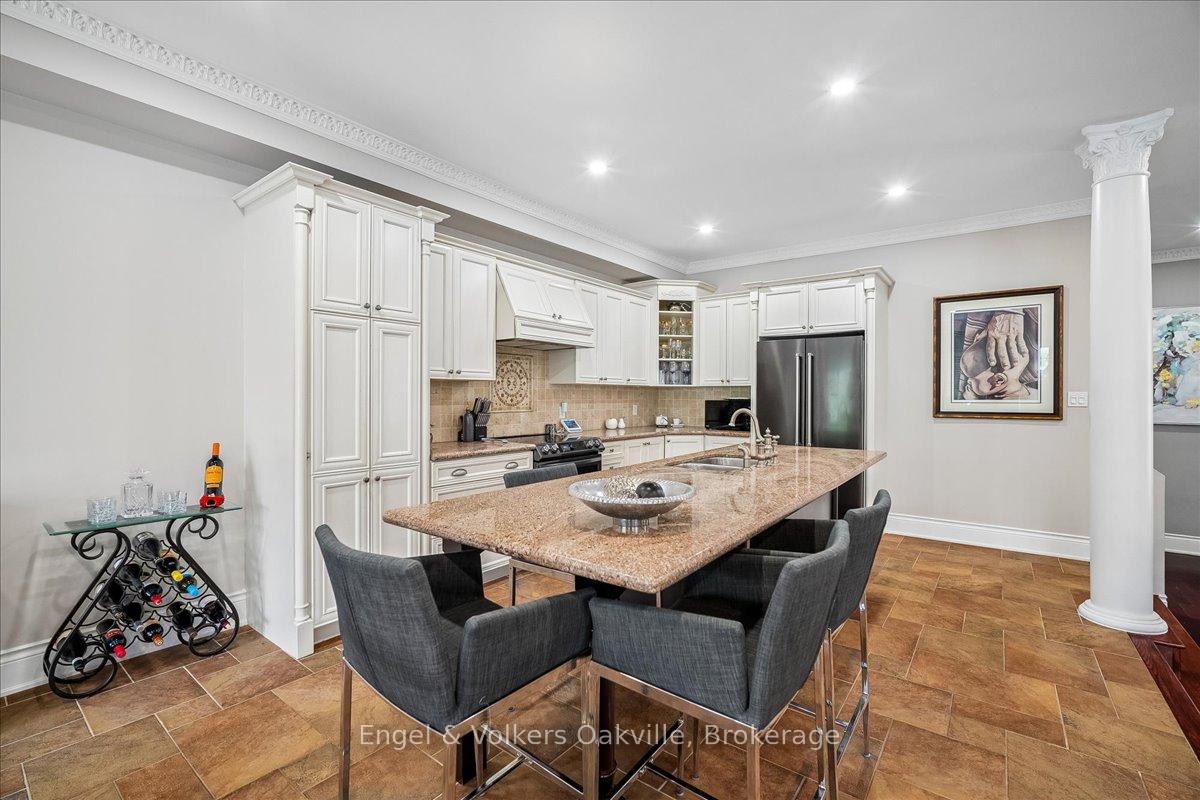 Photo 4 of 5113 Celebration Drive, Mississauga, Churchill Meadows — HOMEH