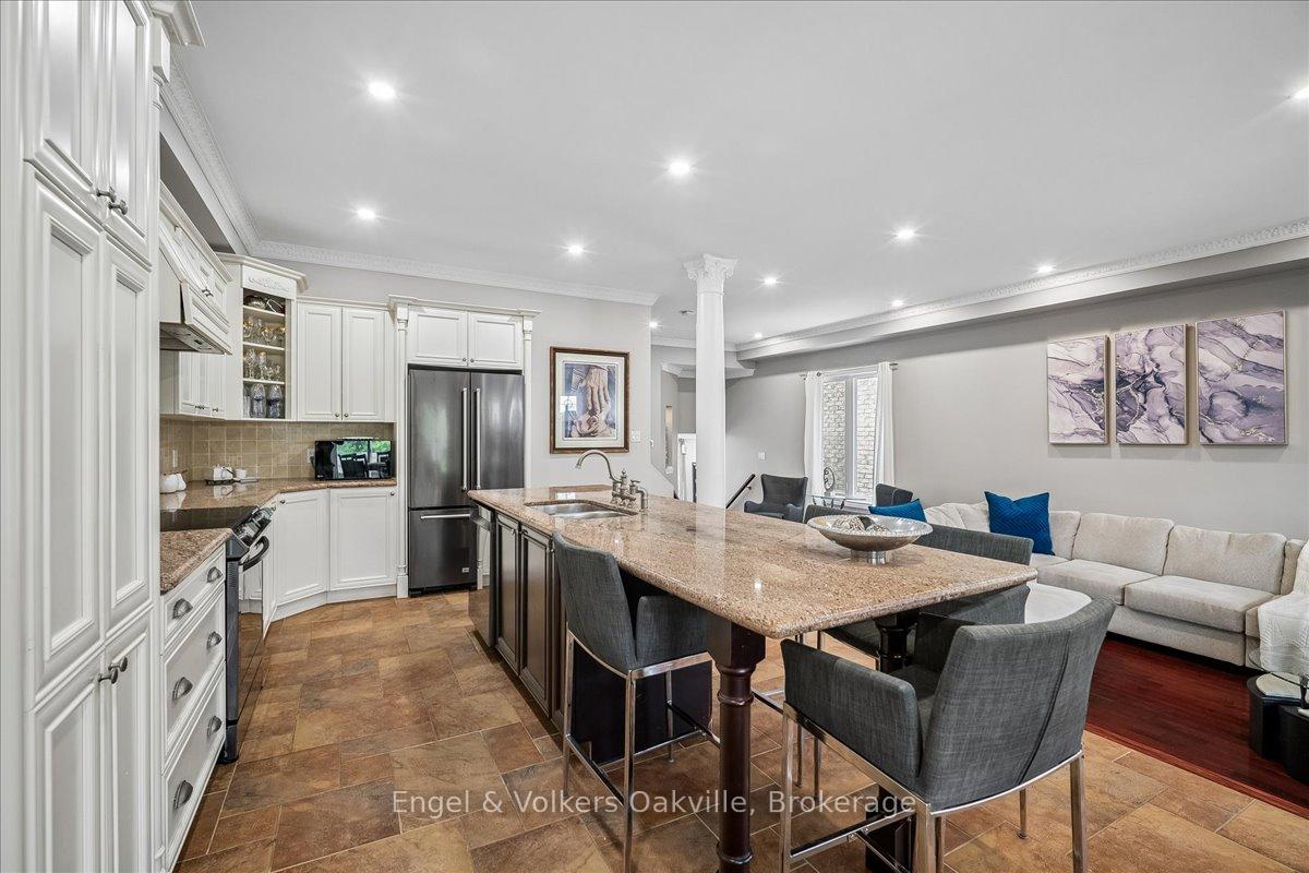 Photo 5 of 5113 Celebration Drive, Mississauga, Churchill Meadows — HOMEH