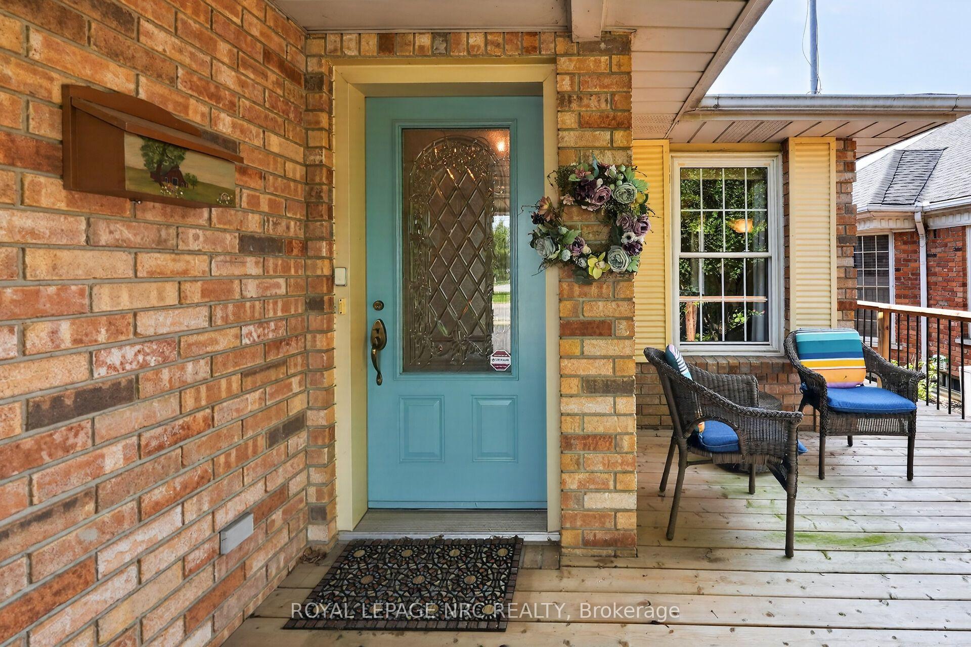 Photo 6 of 123 A&B First Street, St. Catharines, Grapeview — HOMEH