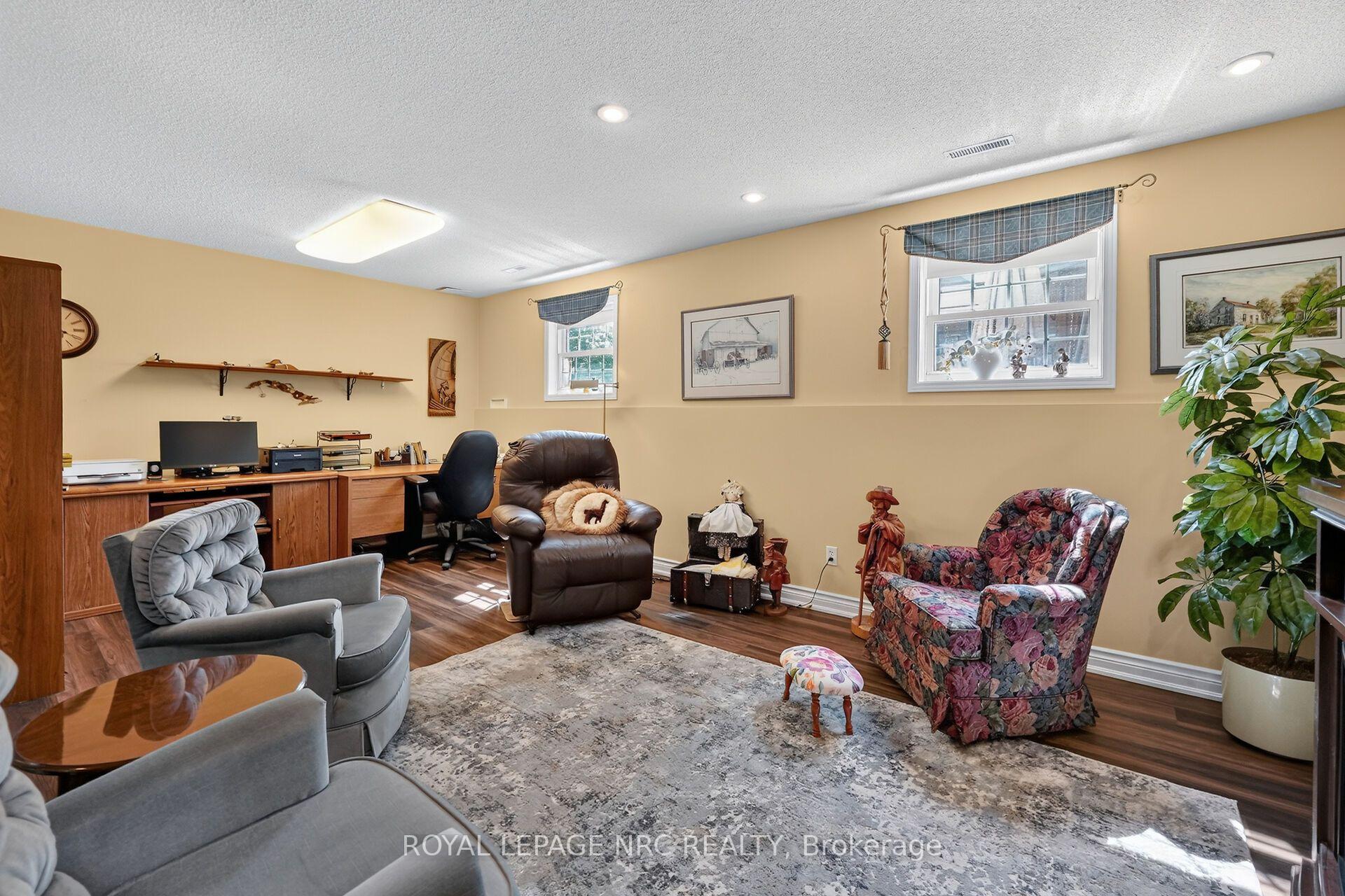 Photo 24 of 123 A&B First Street, St. Catharines, Grapeview — HOMEH