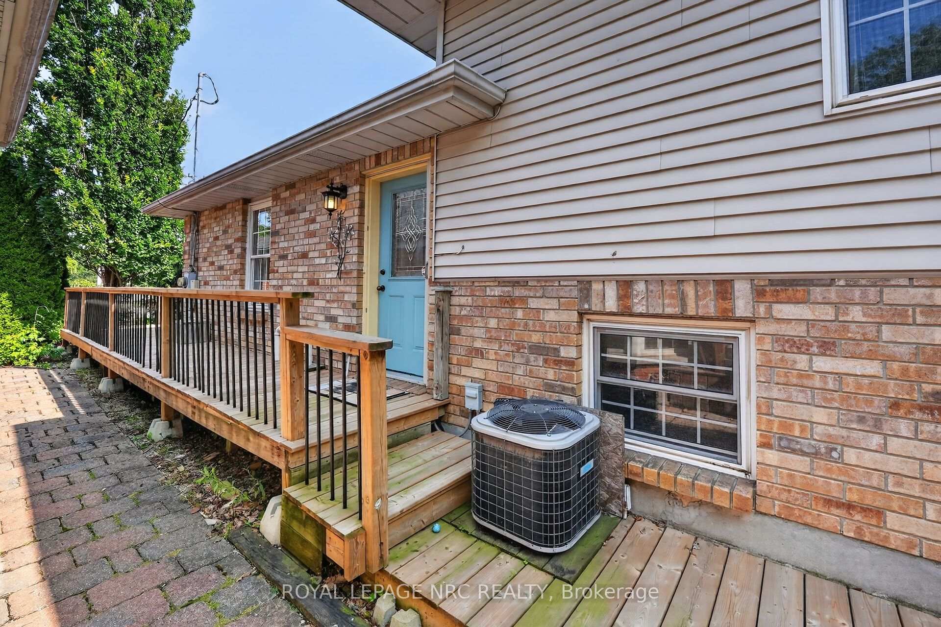Photo 28 of 123 A&B First Street, St. Catharines, Grapeview — HOMEH