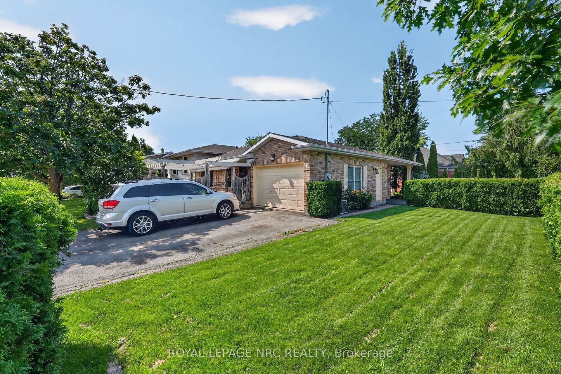 Photo 30 of 123 A&B First Street, St. Catharines, Grapeview — HOMEH
