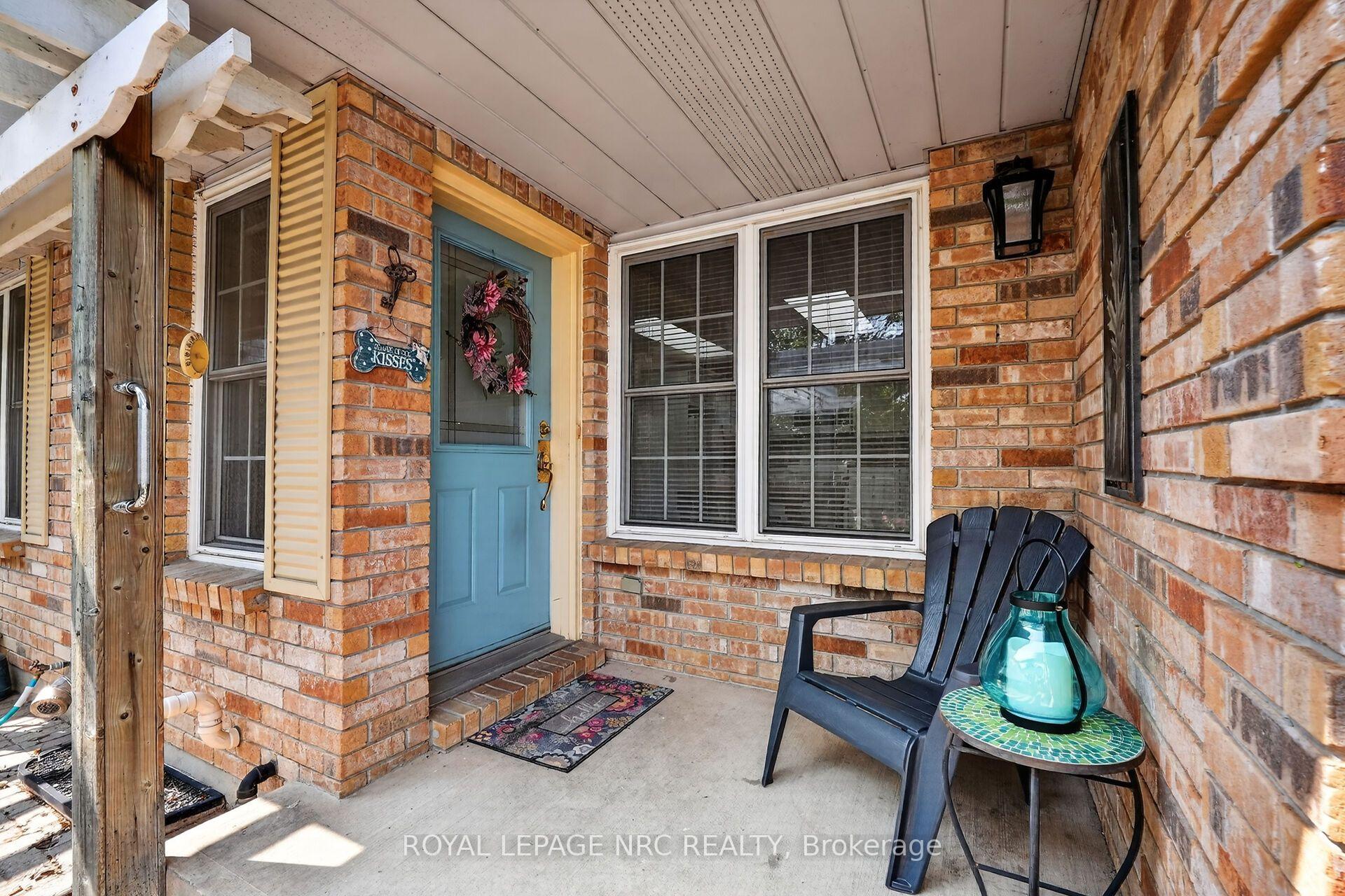 Photo 35 of 123 A&B First Street, St. Catharines, Grapeview — HOMEH