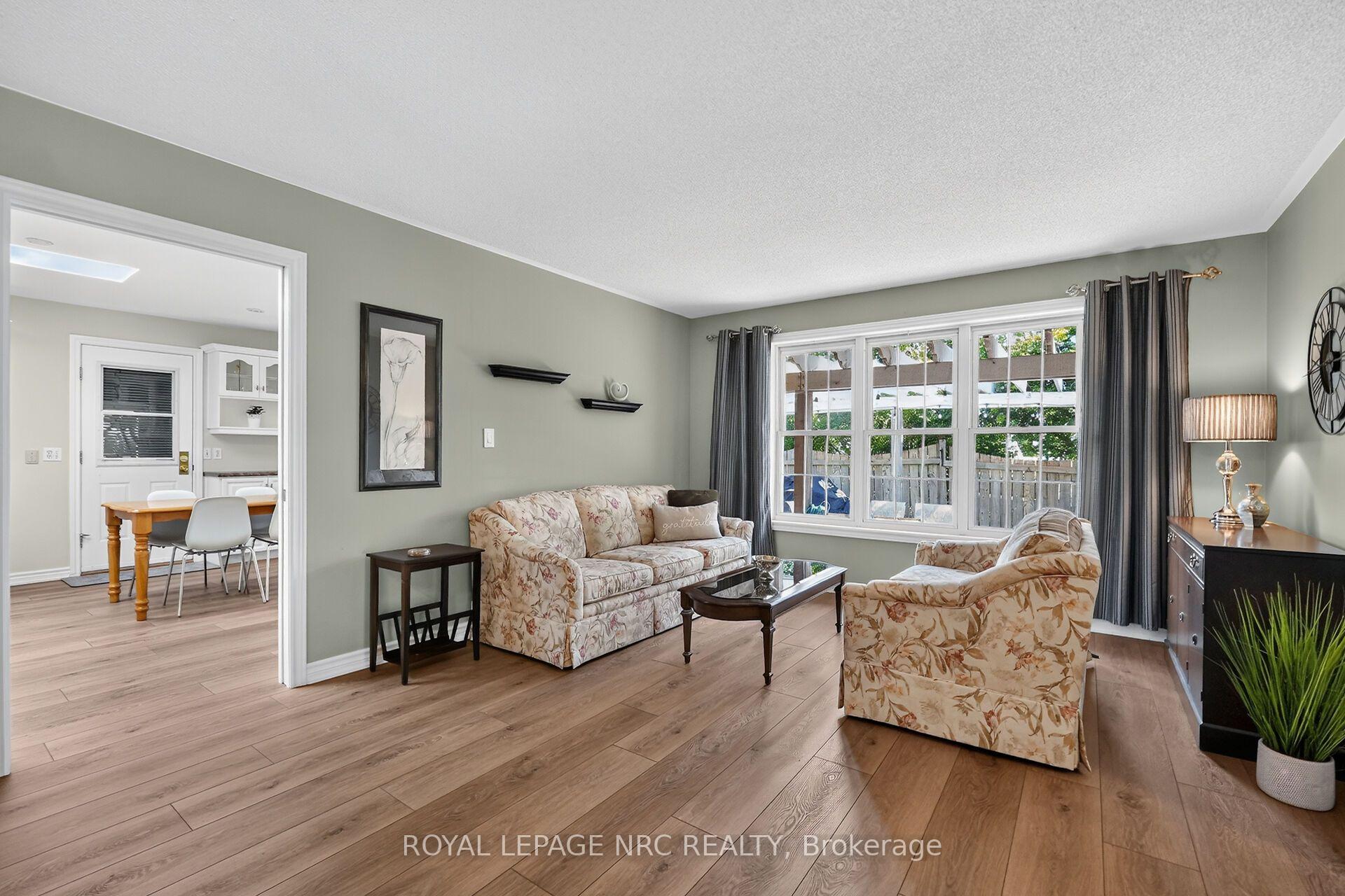 Photo 43 of 123 A&B First Street, St. Catharines, Grapeview — HOMEH