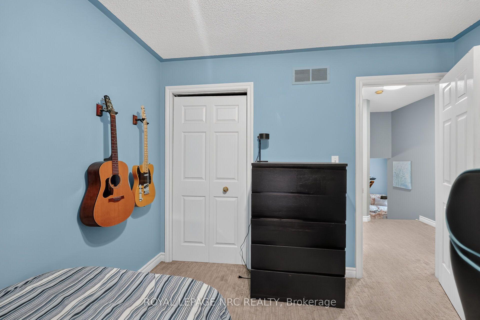 Photo 50 of 123 A&B First Street, St. Catharines, Grapeview — HOMEH