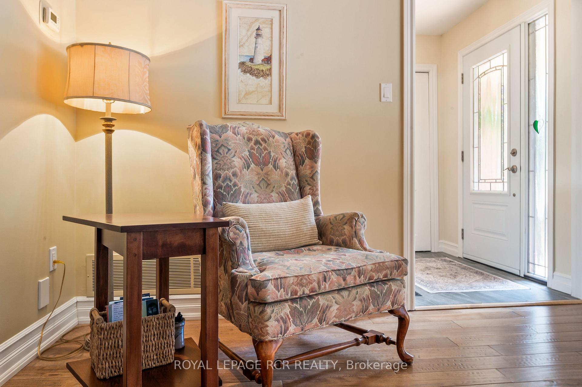 Photo 5 of 83 Goldgate Crescent, Orangeville — HOMEH