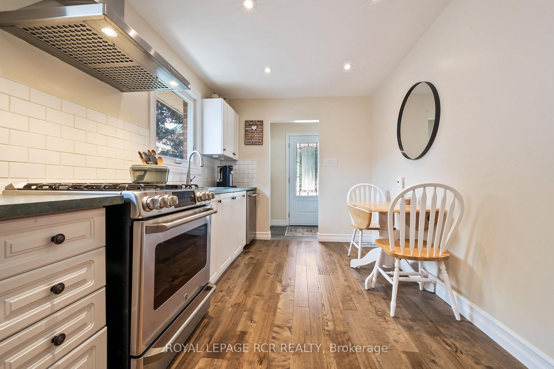 Photo 10 of 83 Goldgate Crescent, Orangeville — HOMEH