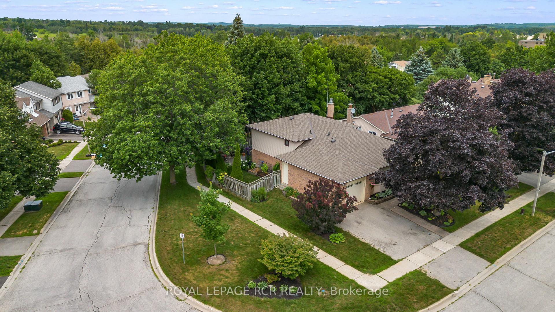 Photo 38 of 83 Goldgate Crescent, Orangeville — HOMEH