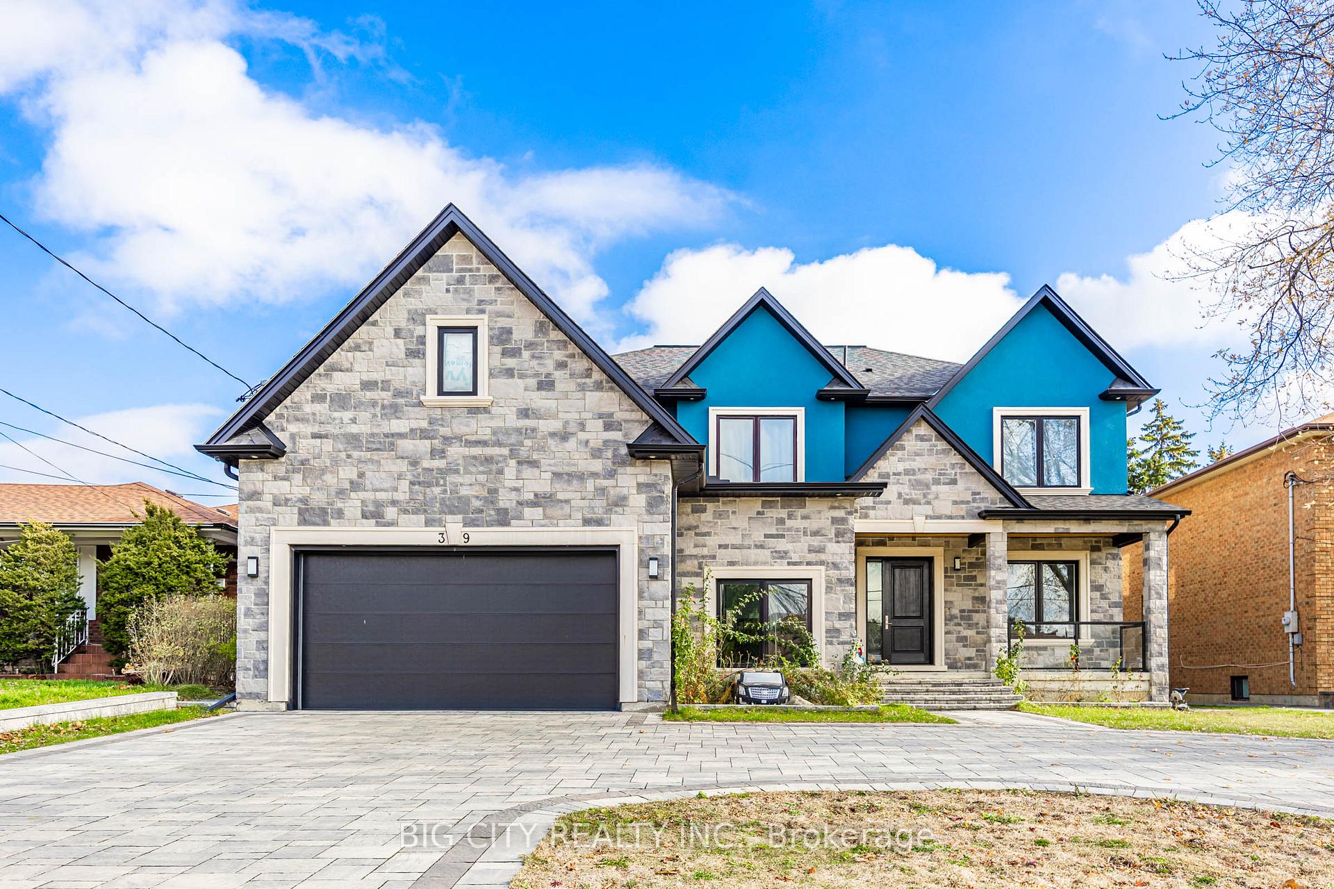 Photo 1 of Unit Unit B, 39 Aragon Avenue, Scarborough, Tam O'Shanter-Sullivan — HOMEH