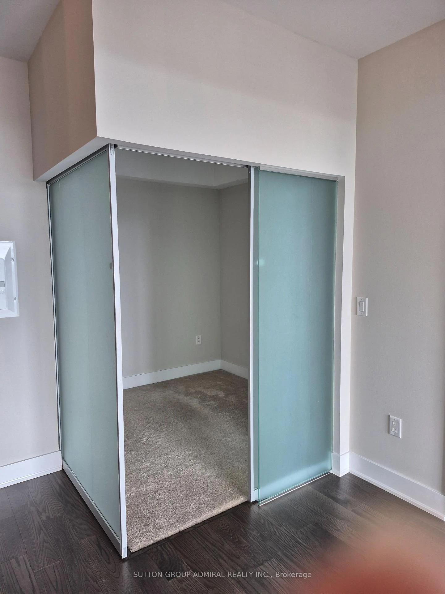 Photo 7 of Unit 3012, 955 Bay Street, Toronto, Bay Street Corridor — HOMEH