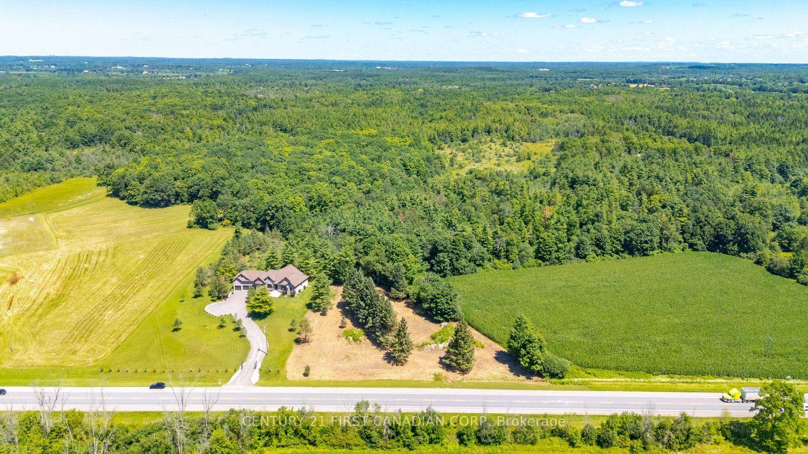 Photo 10 of 978 Highway 8, Hamilton, Rural Flamborough — HOMEH