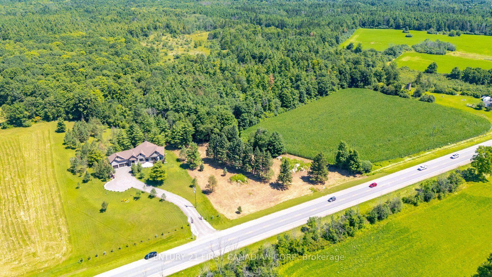 Photo 12 of 978 Highway 8, Hamilton, Rural Flamborough — HOMEH