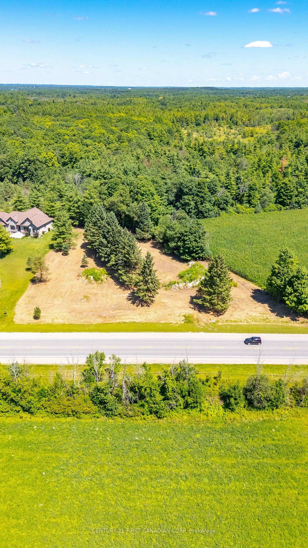 Photo 15 of 978 Highway 8, Hamilton, Rural Flamborough — HOMEH