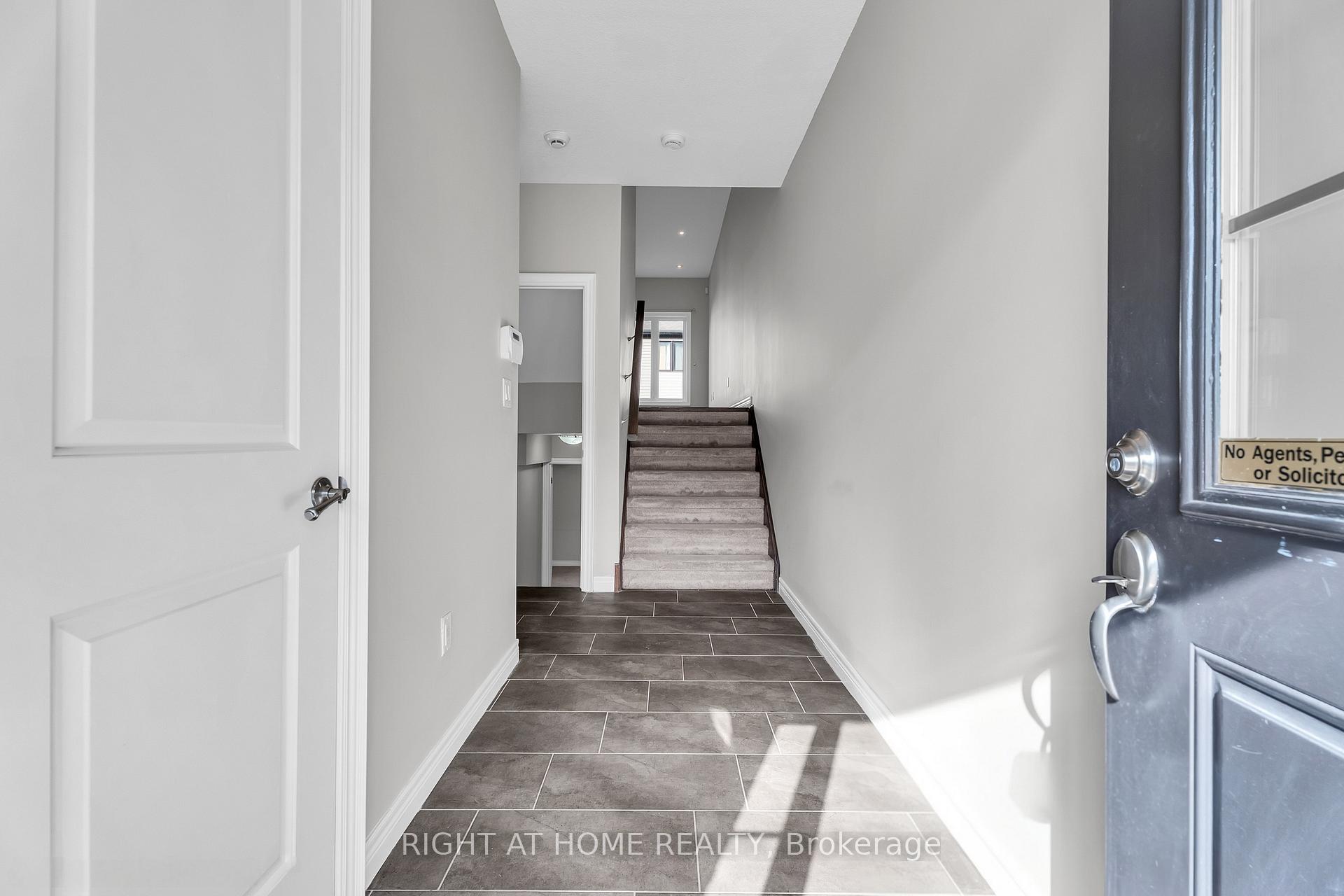 Photo 4 of Unit 16, 1030 Oakcrossing Gate, London, North M — HOMEH