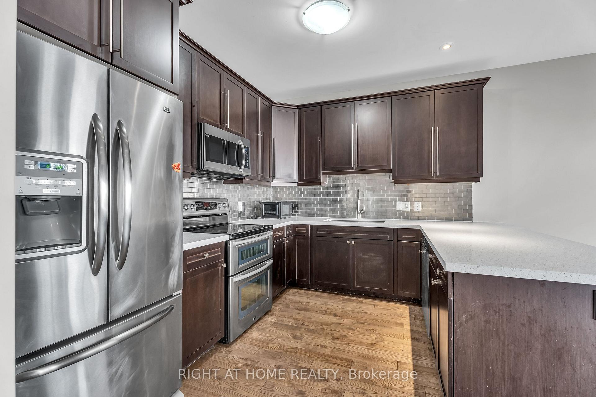 Photo 10 of Unit 16, 1030 Oakcrossing Gate, London, North M — HOMEH