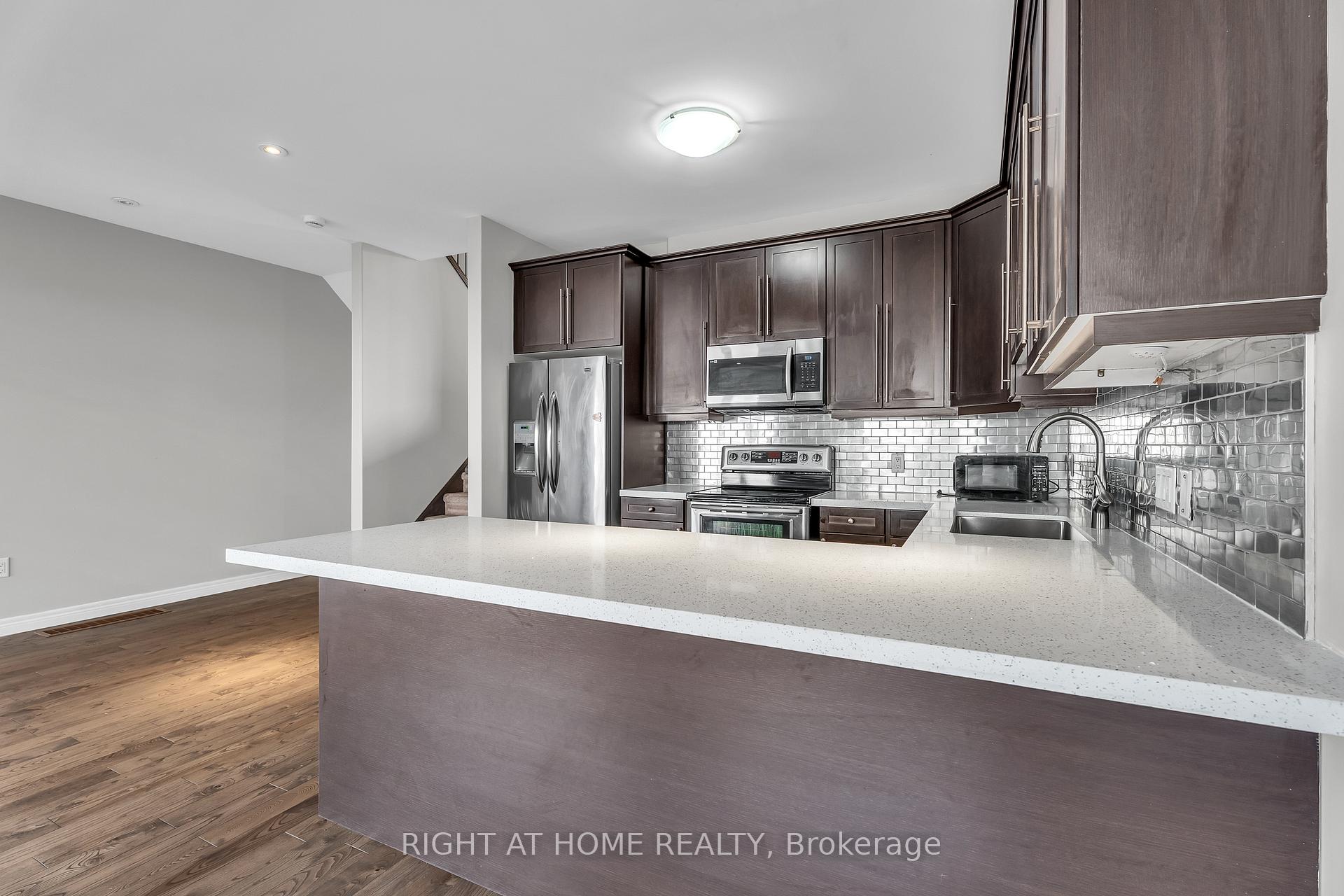 Photo 12 of Unit 16, 1030 Oakcrossing Gate, London, North M — HOMEH