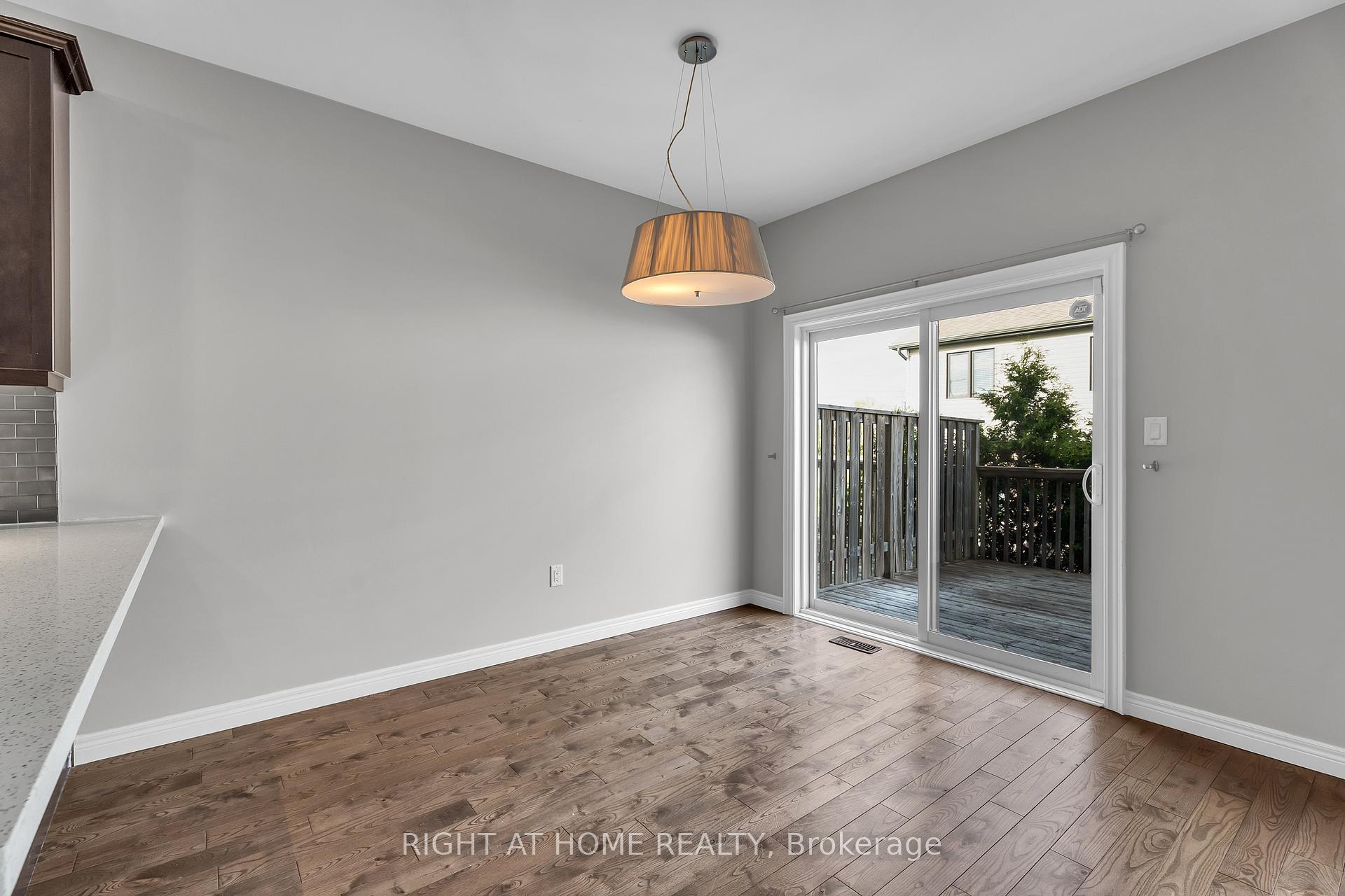 Photo 13 of Unit 16, 1030 Oakcrossing Gate, London, North M — HOMEH