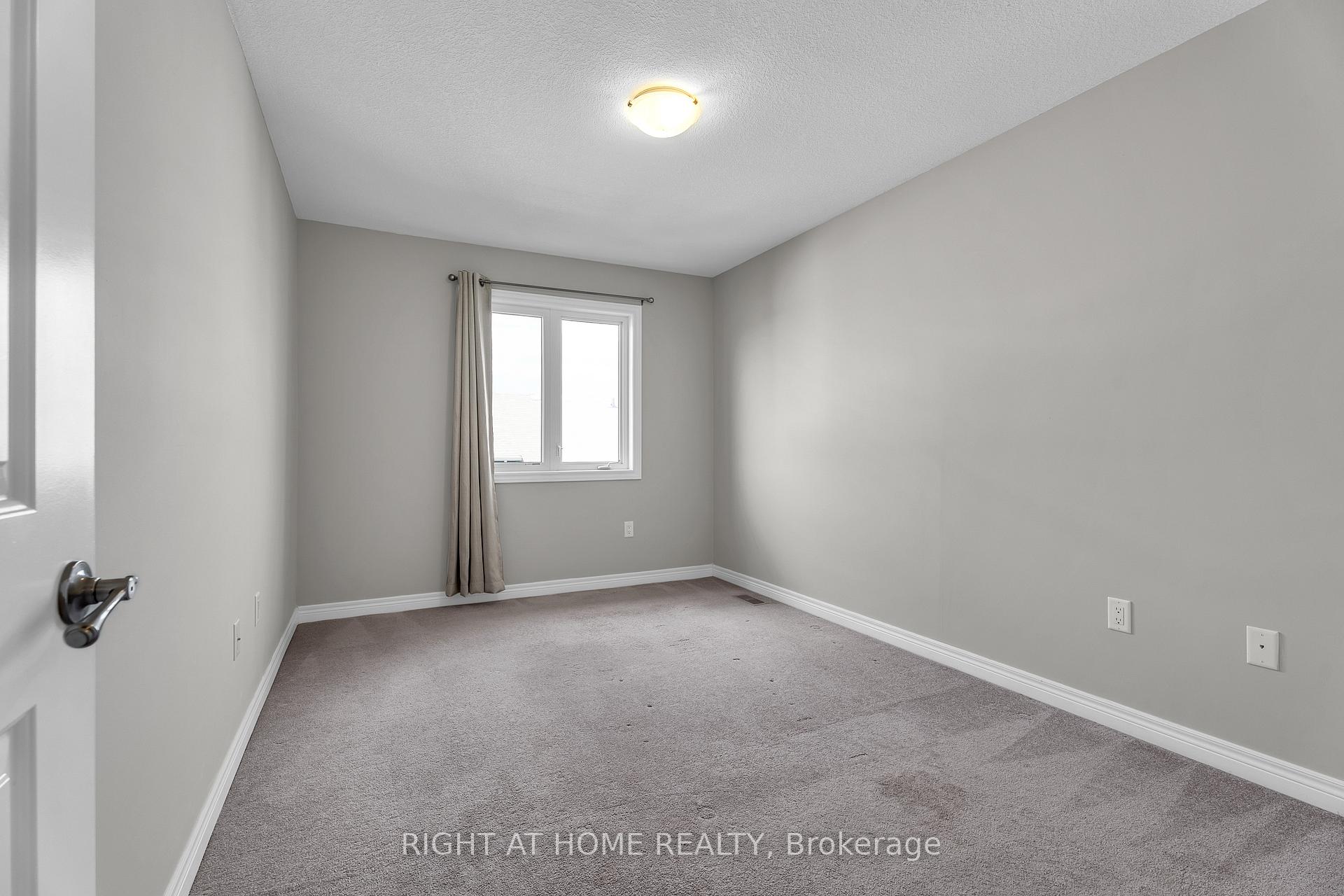 Photo 20 of Unit 16, 1030 Oakcrossing Gate, London, North M — HOMEH