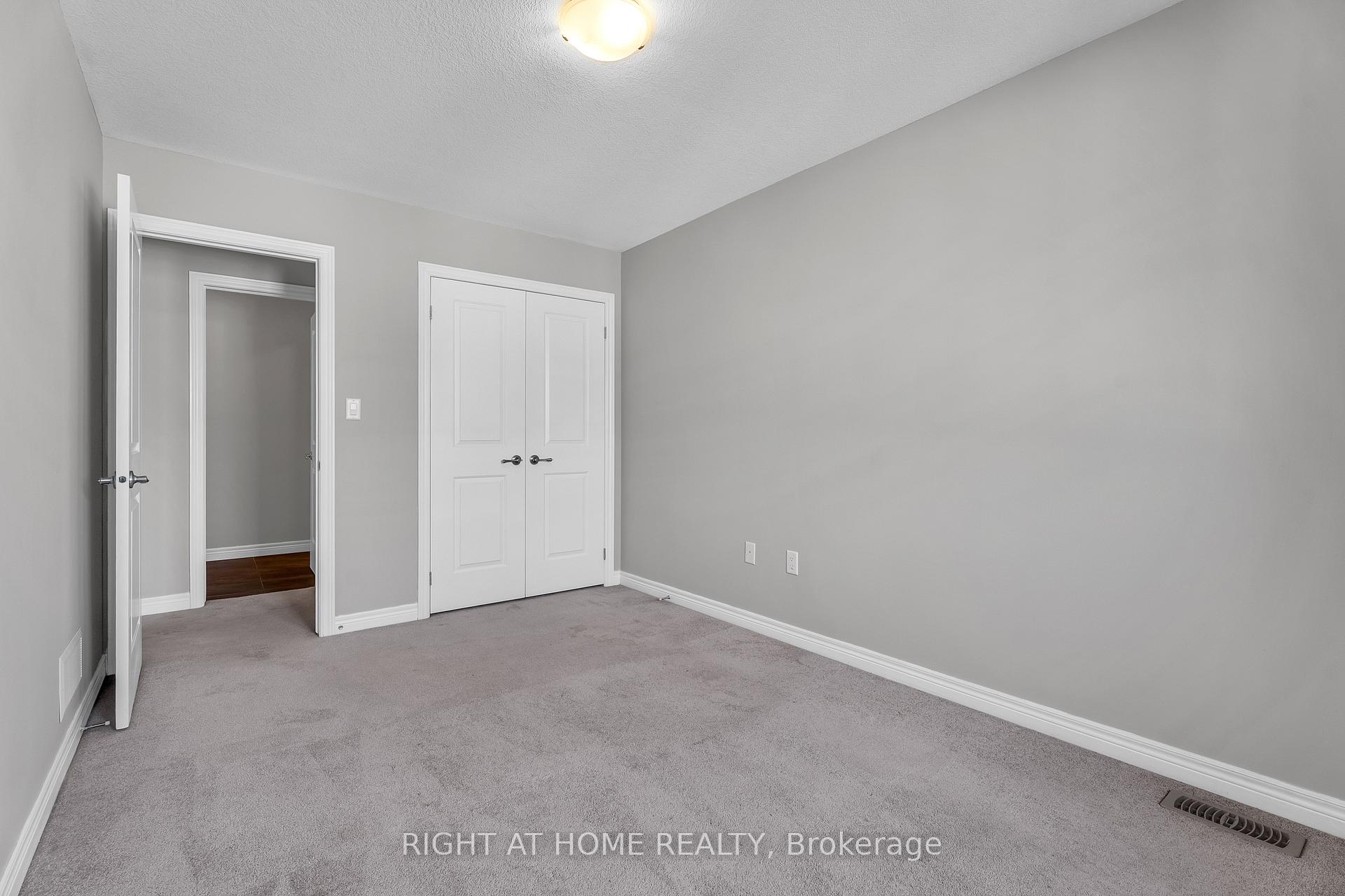 Photo 23 of Unit 16, 1030 Oakcrossing Gate, London, North M — HOMEH