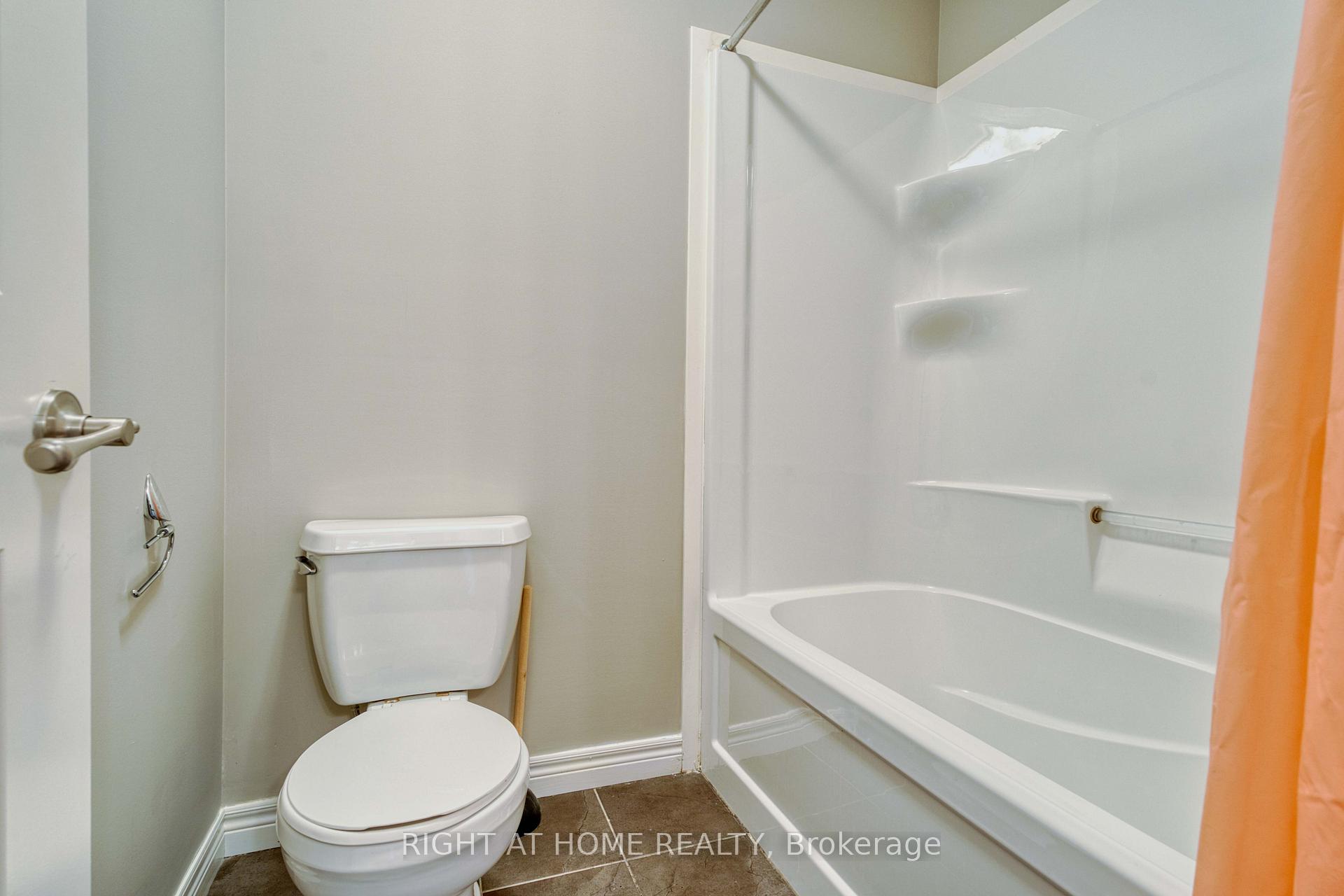 Photo 25 of Unit 16, 1030 Oakcrossing Gate, London, North M — HOMEH