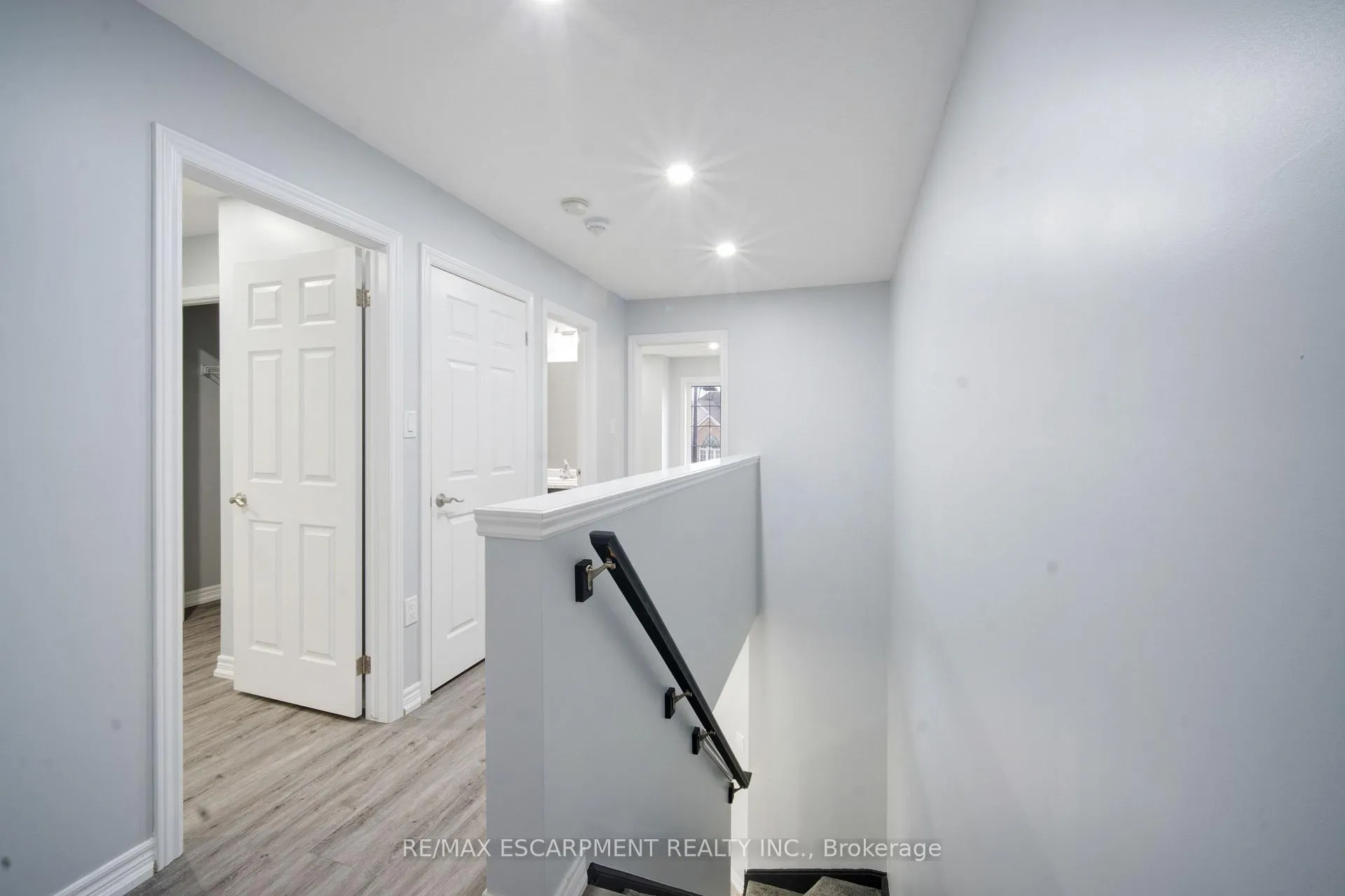 Photo 26 of 404 Linden Drive, Cambridge, Preston Heights — HOMEH
