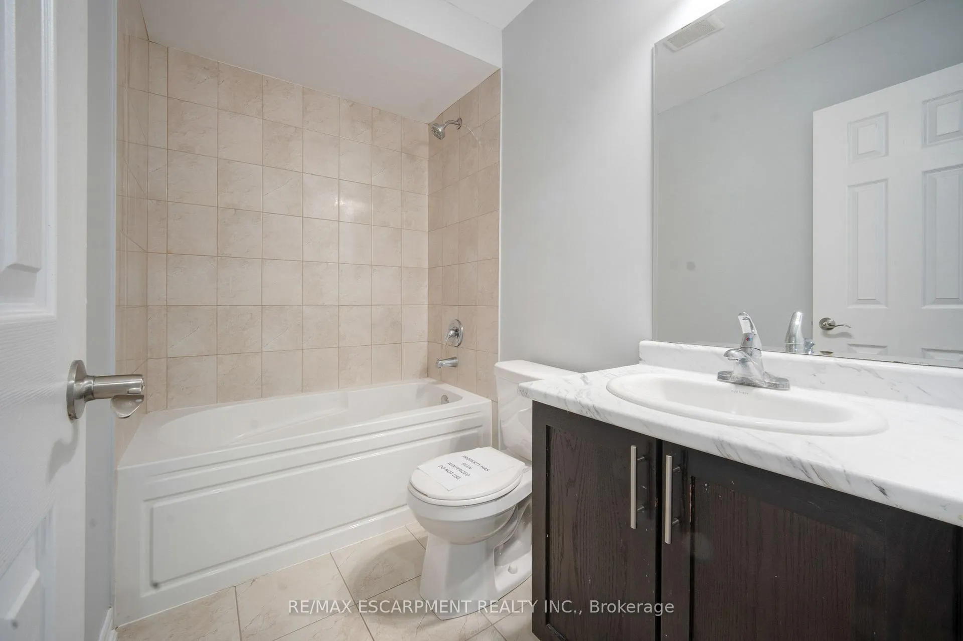 Photo 32 of 404 Linden Drive, Cambridge, Preston Heights — HOMEH