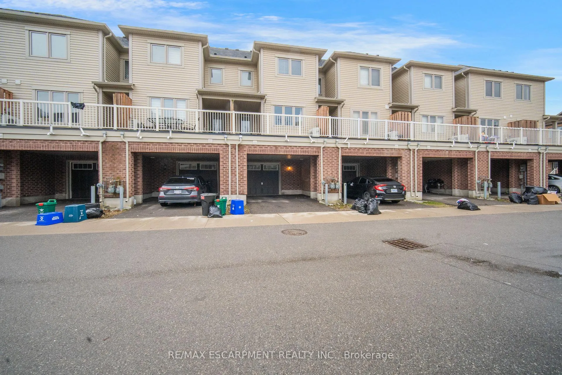 Photo 38 of 404 Linden Drive, Cambridge, Preston Heights — HOMEH