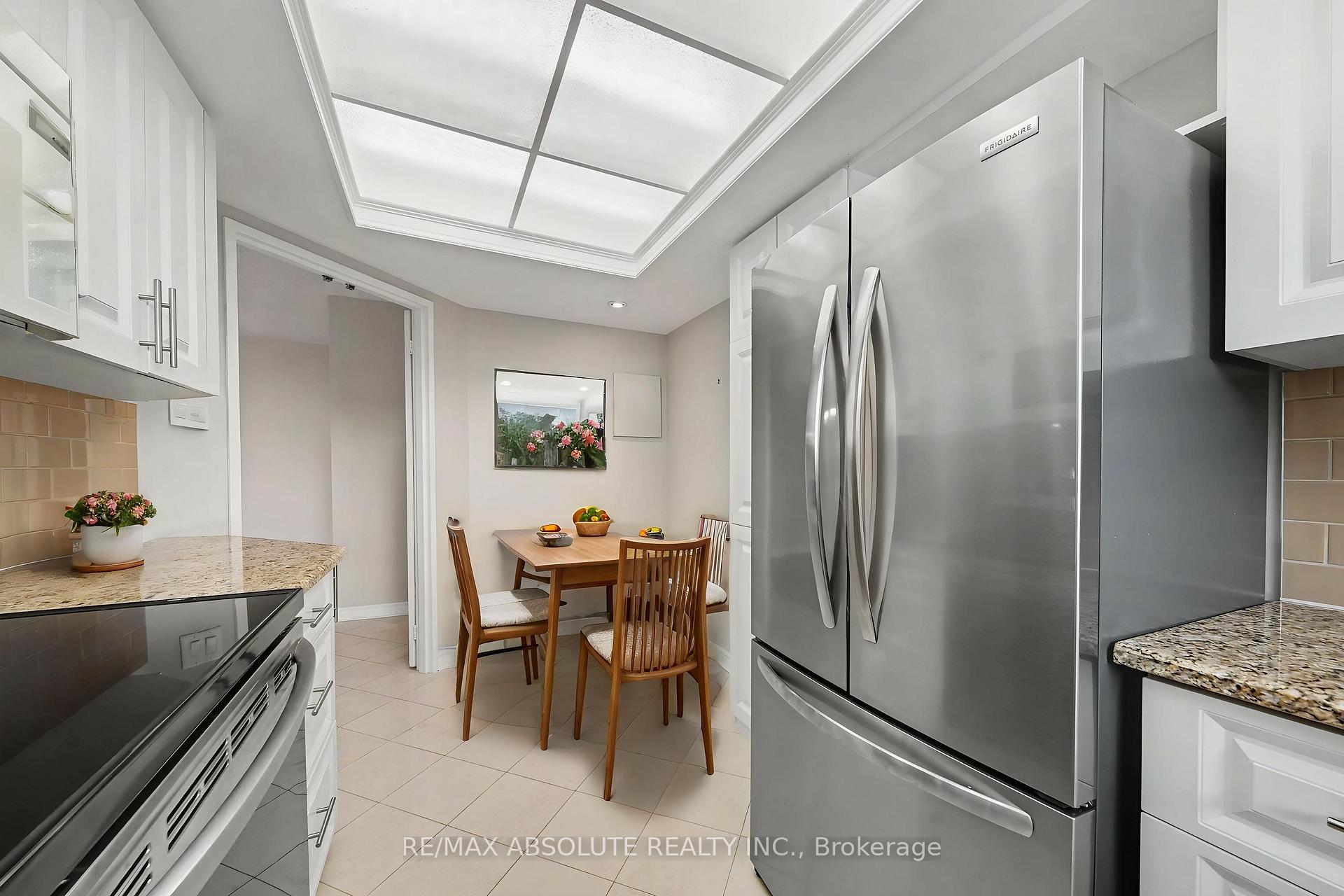 Photo 6 of Unit 1208, 1705 Playfair Drive, Ottawa, Playfair Park — HOMEH