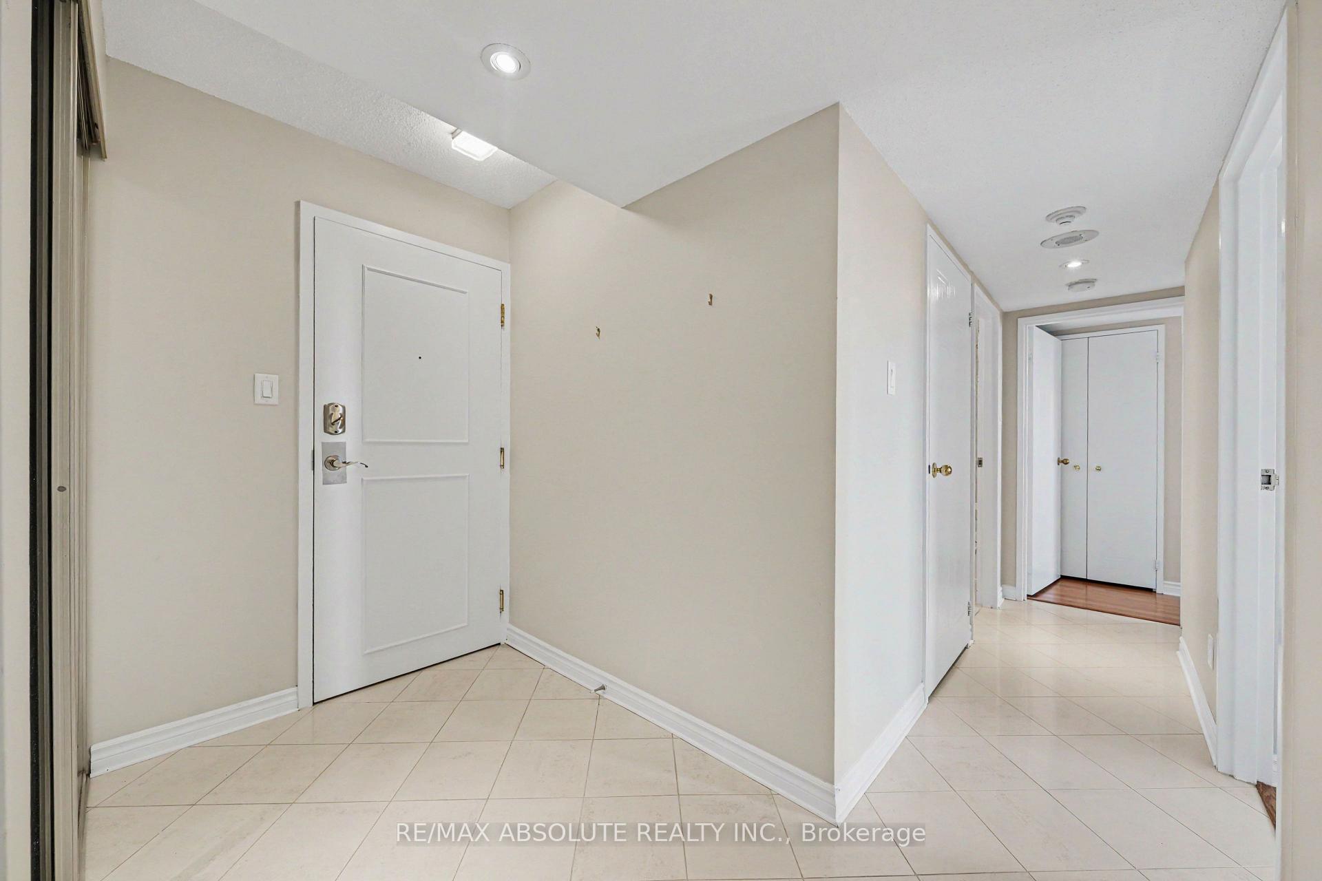 Photo 8 of Unit 1208, 1705 Playfair Drive, Ottawa, Playfair Park — HOMEH