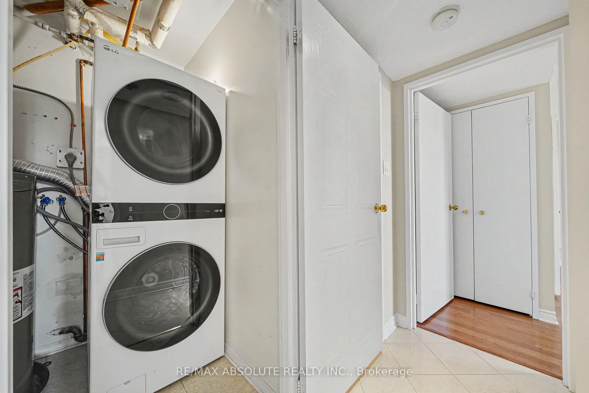 Photo 9 of Unit 1208, 1705 Playfair Drive, Ottawa, Playfair Park — HOMEH