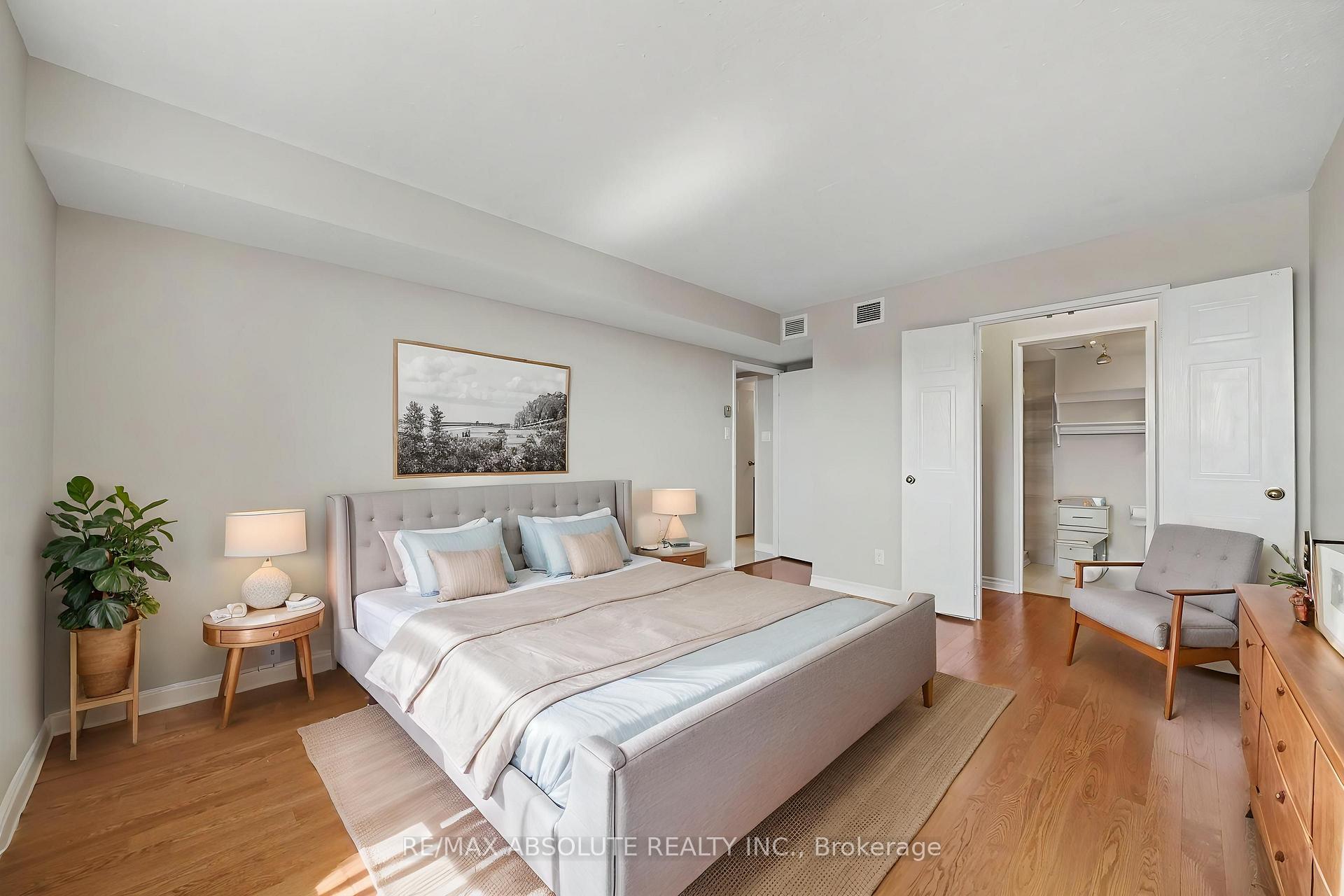 Photo 13 of Unit 1208, 1705 Playfair Drive, Ottawa, Playfair Park — HOMEH