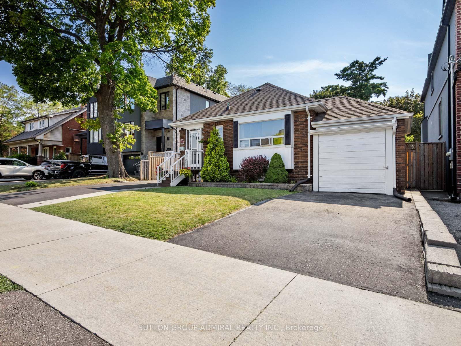 Photo 2 of 980 Kipling Avenue, Etobicoke, Islington-City Centre West — HOMEH