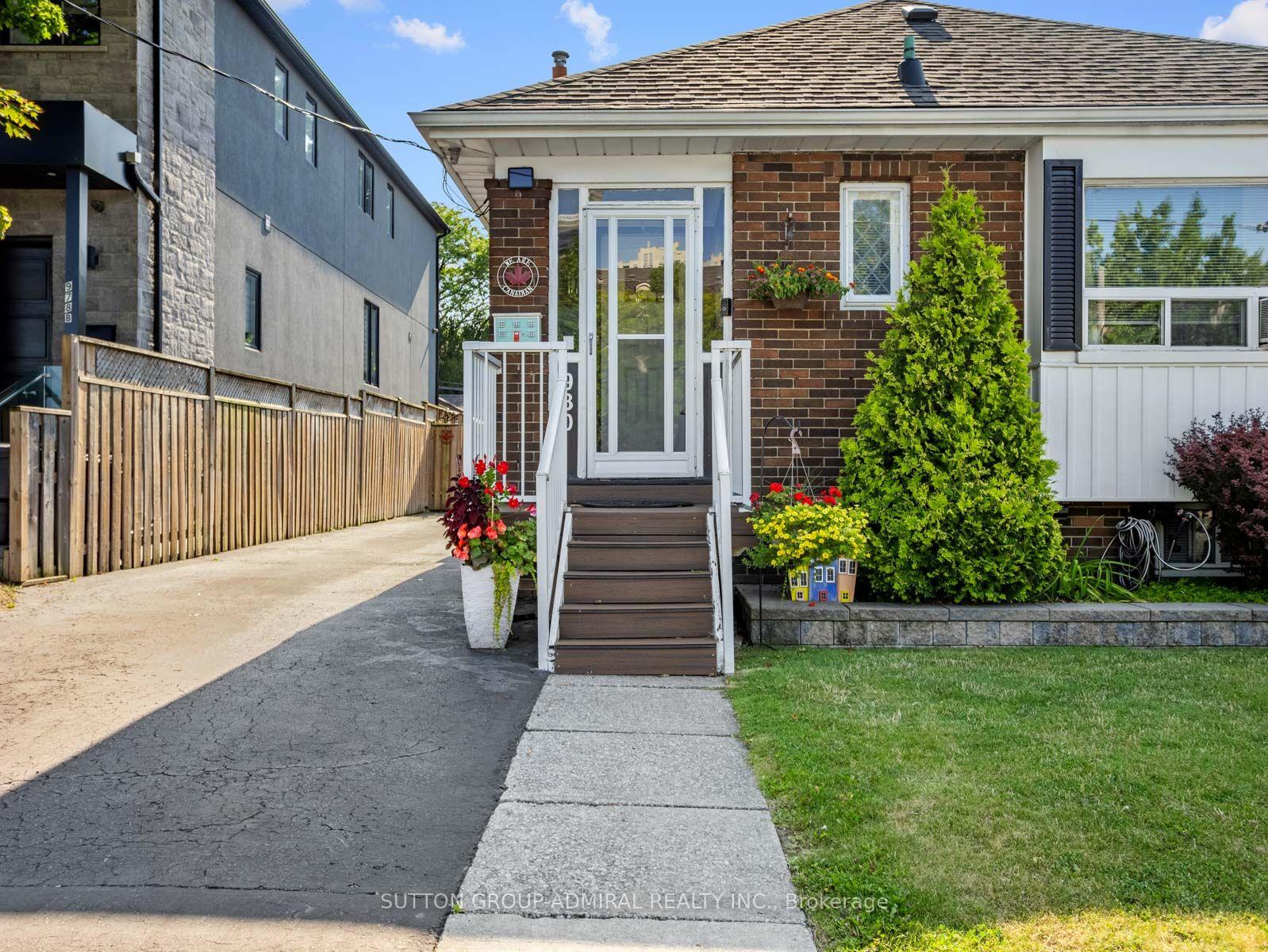 Photo 3 of 980 Kipling Avenue, Etobicoke, Islington-City Centre West — HOMEH