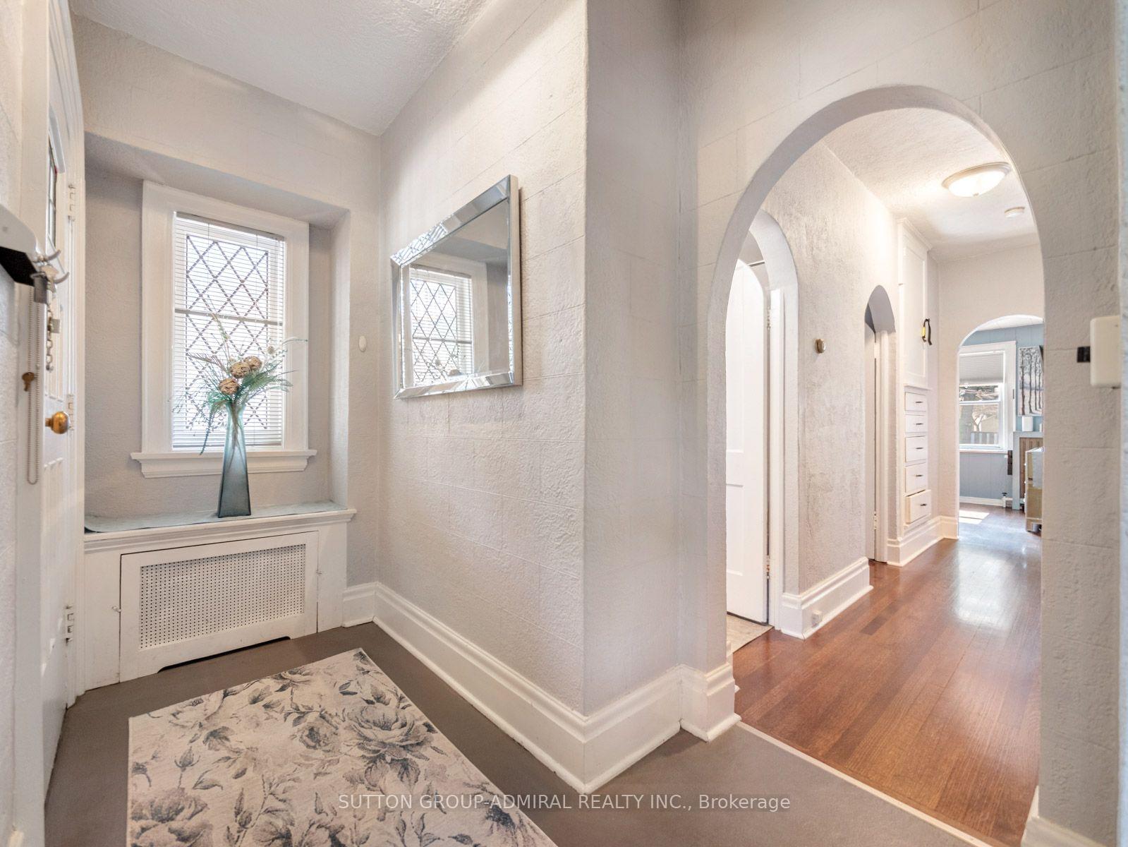 Photo 5 of 980 Kipling Avenue, Etobicoke, Islington-City Centre West — HOMEH